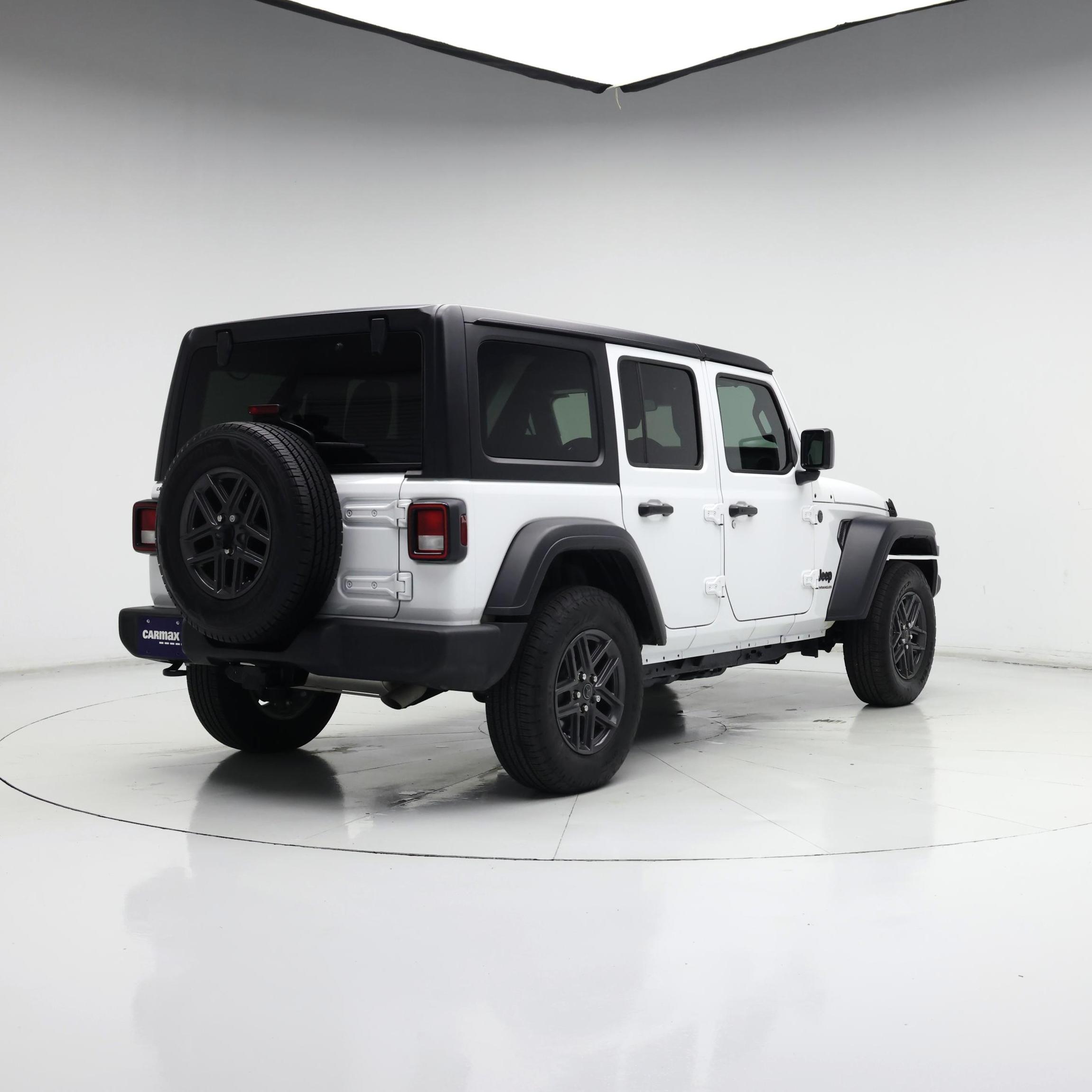 Thumbnail: 2024 Jeep Wrangler - 8