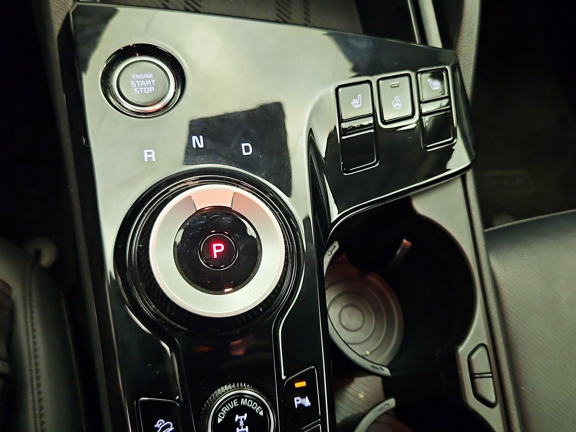 Thumbnail: 2023 Kia Sportage - 18