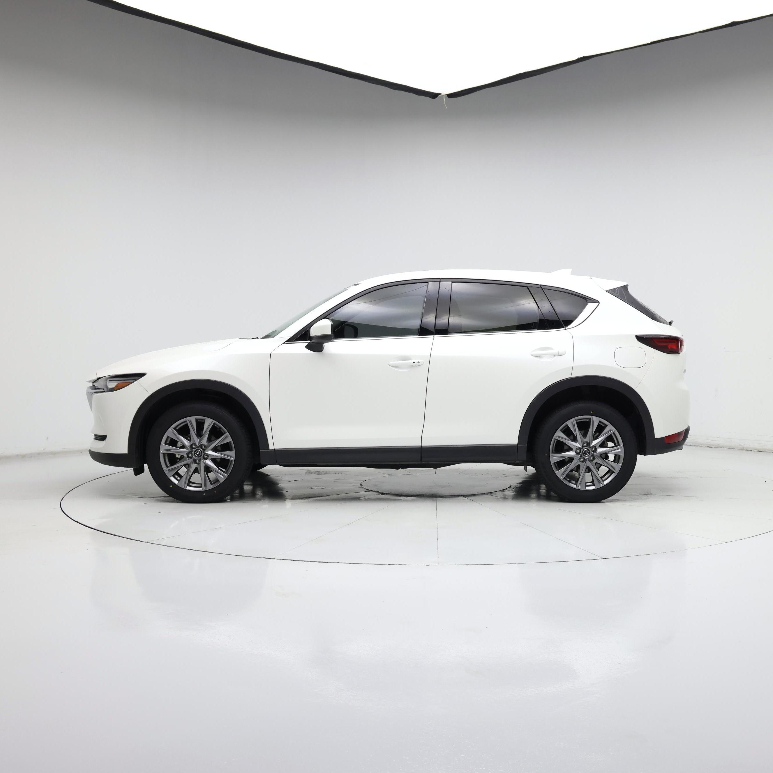 Thumbnail: 2021 Mazda CX-5 - 3