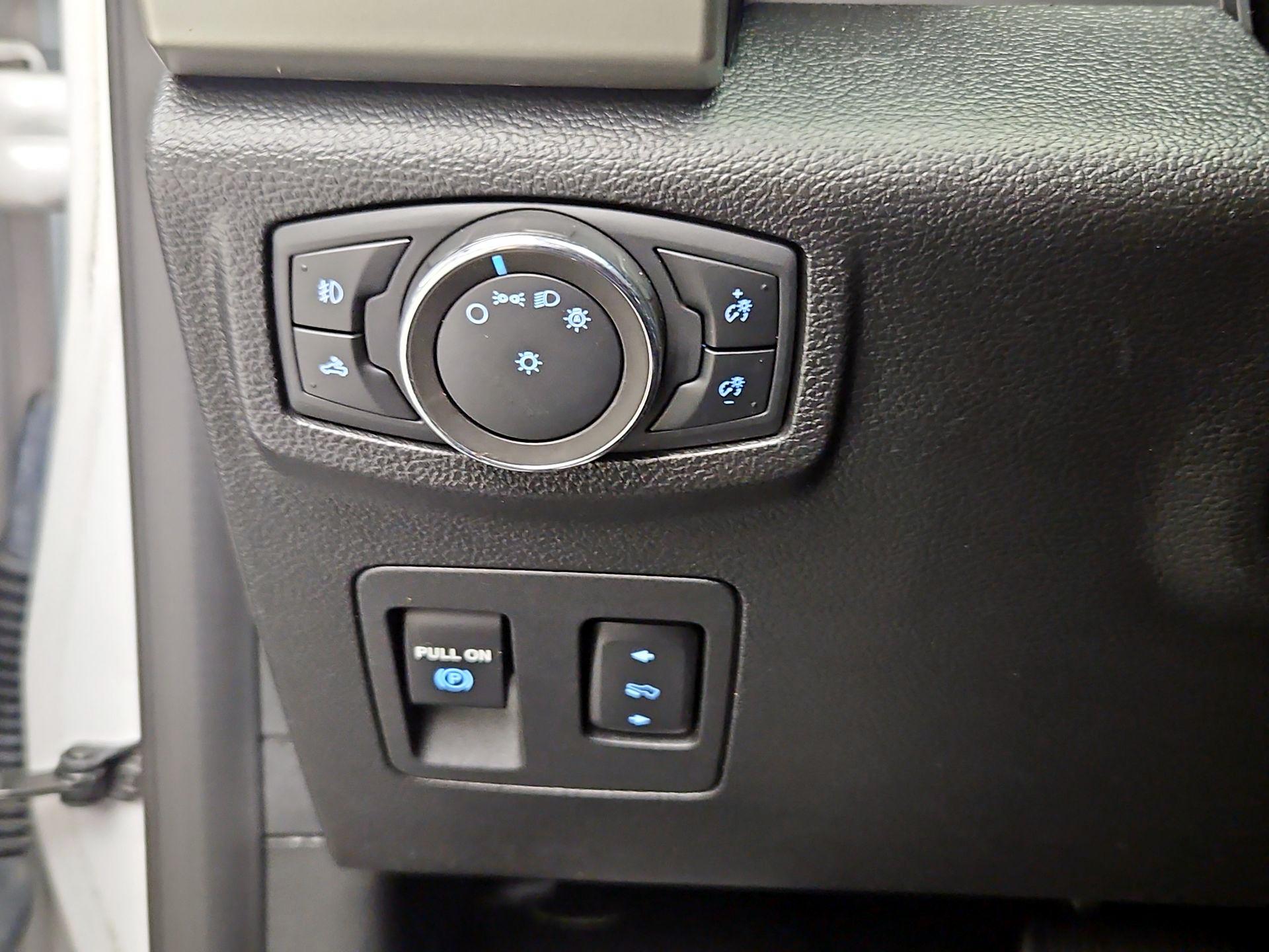 Thumbnail: 2020 Ford F-150 - 13