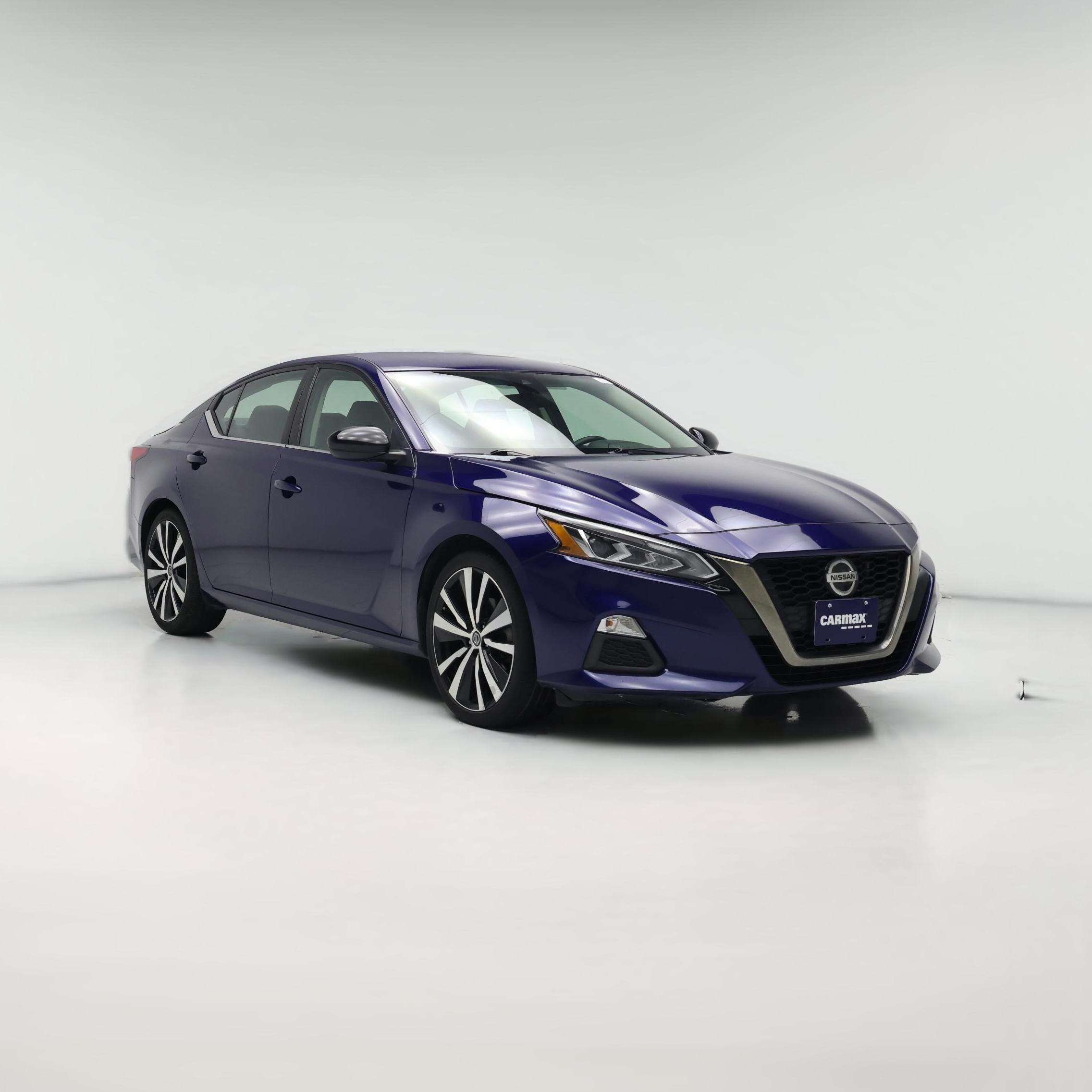 Thumbnail: 2020 Nissan Altima - 1