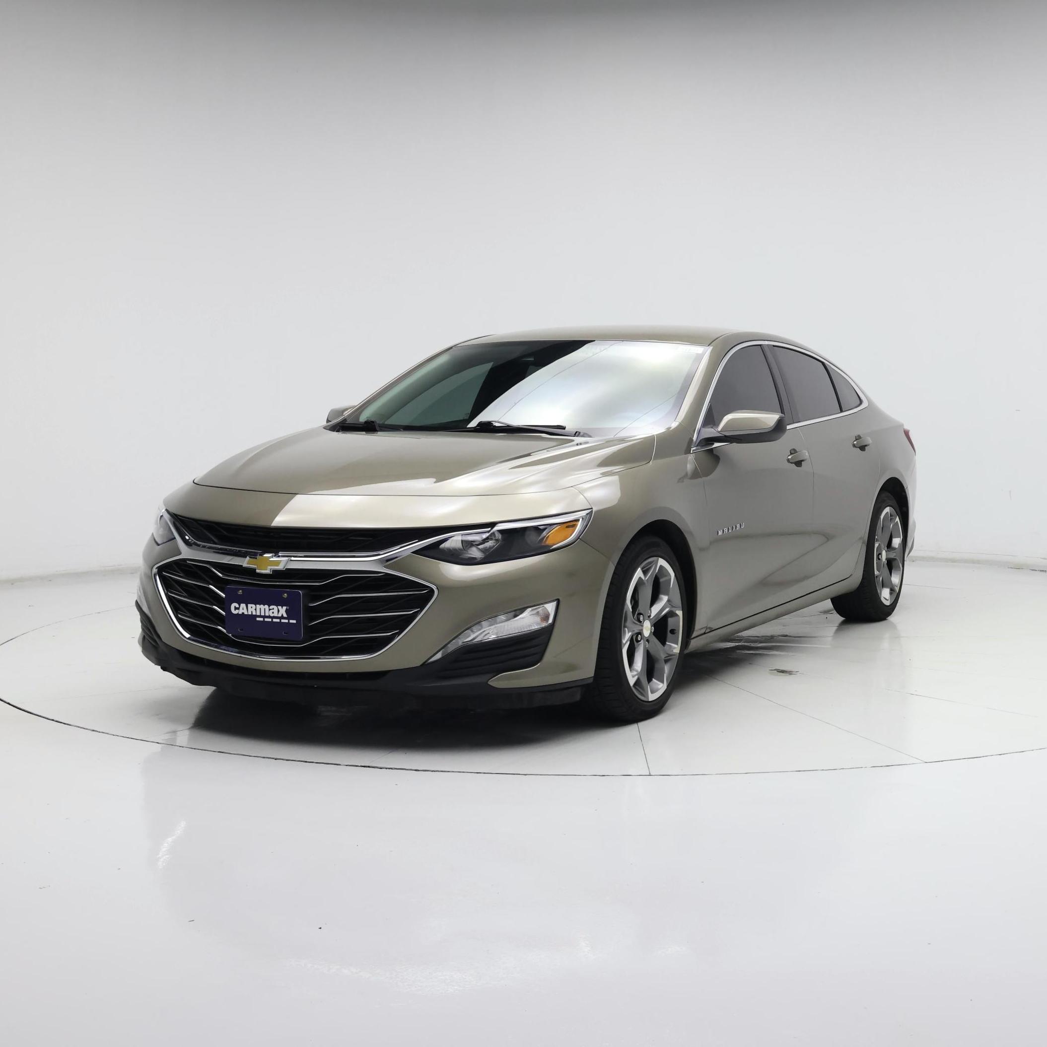 Thumbnail: 2020 Chevrolet Malibu - 4