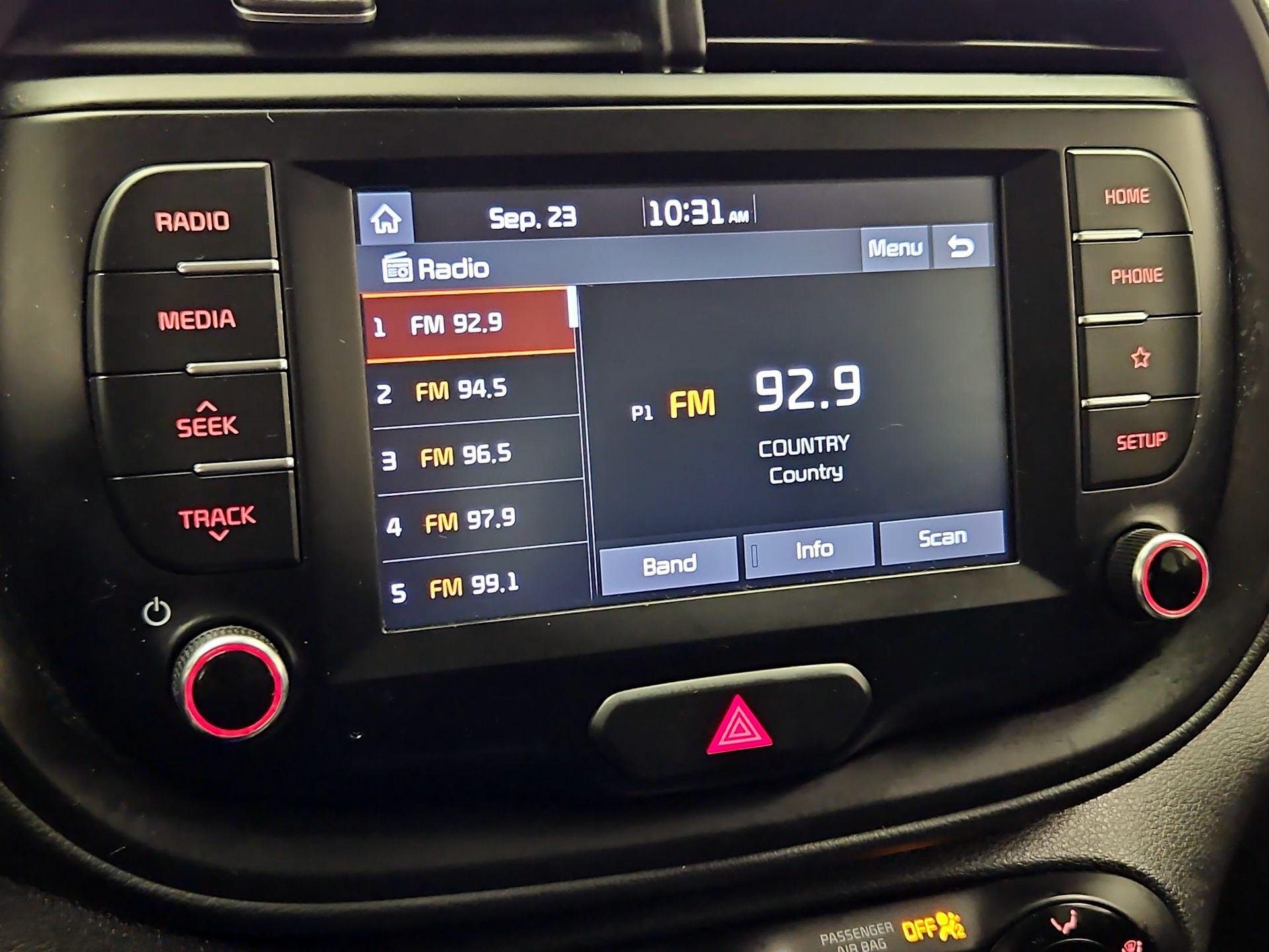 Thumbnail: 2020 Kia Soul - 15