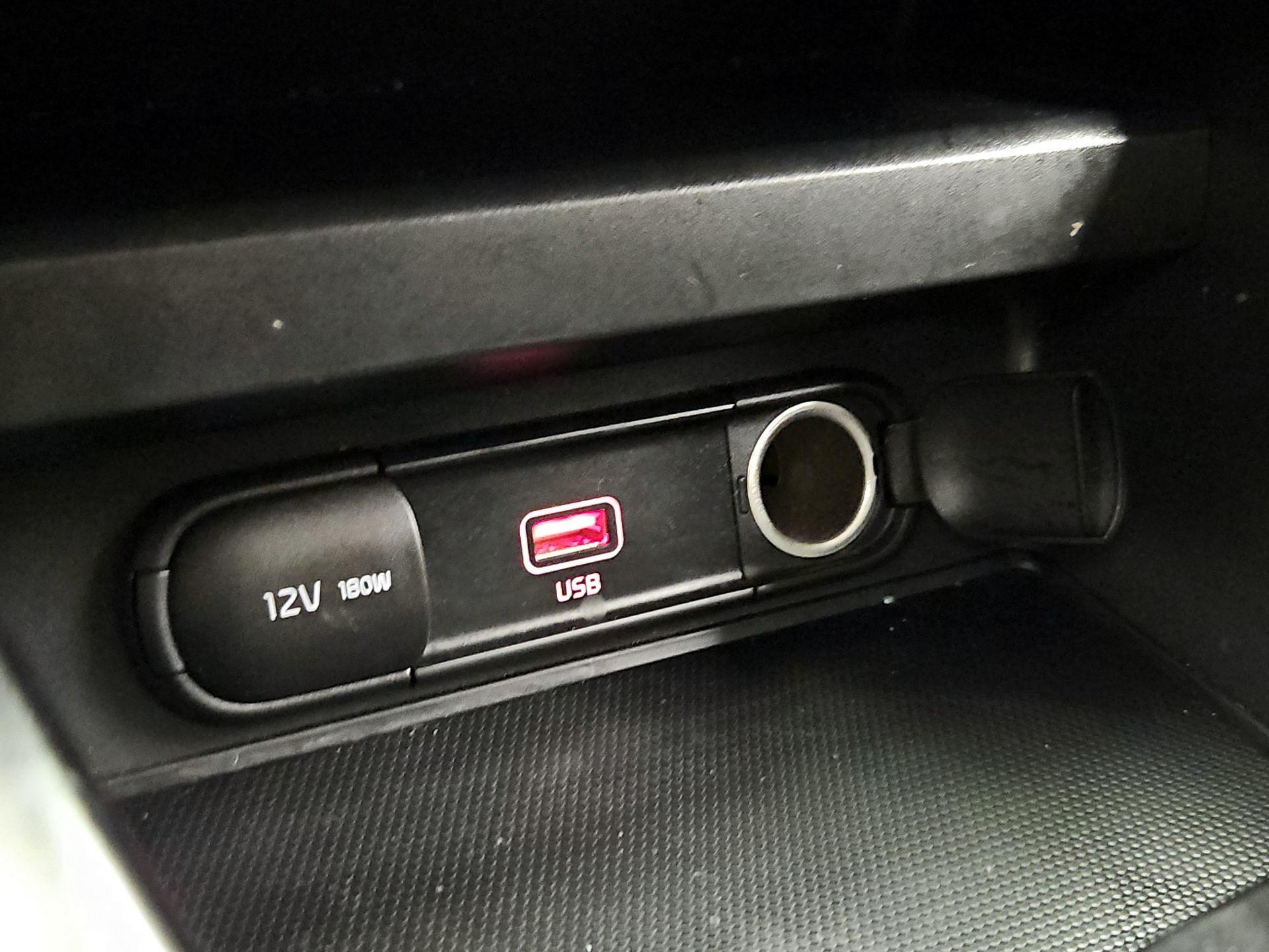 Thumbnail: 2020 Kia Soul - 18