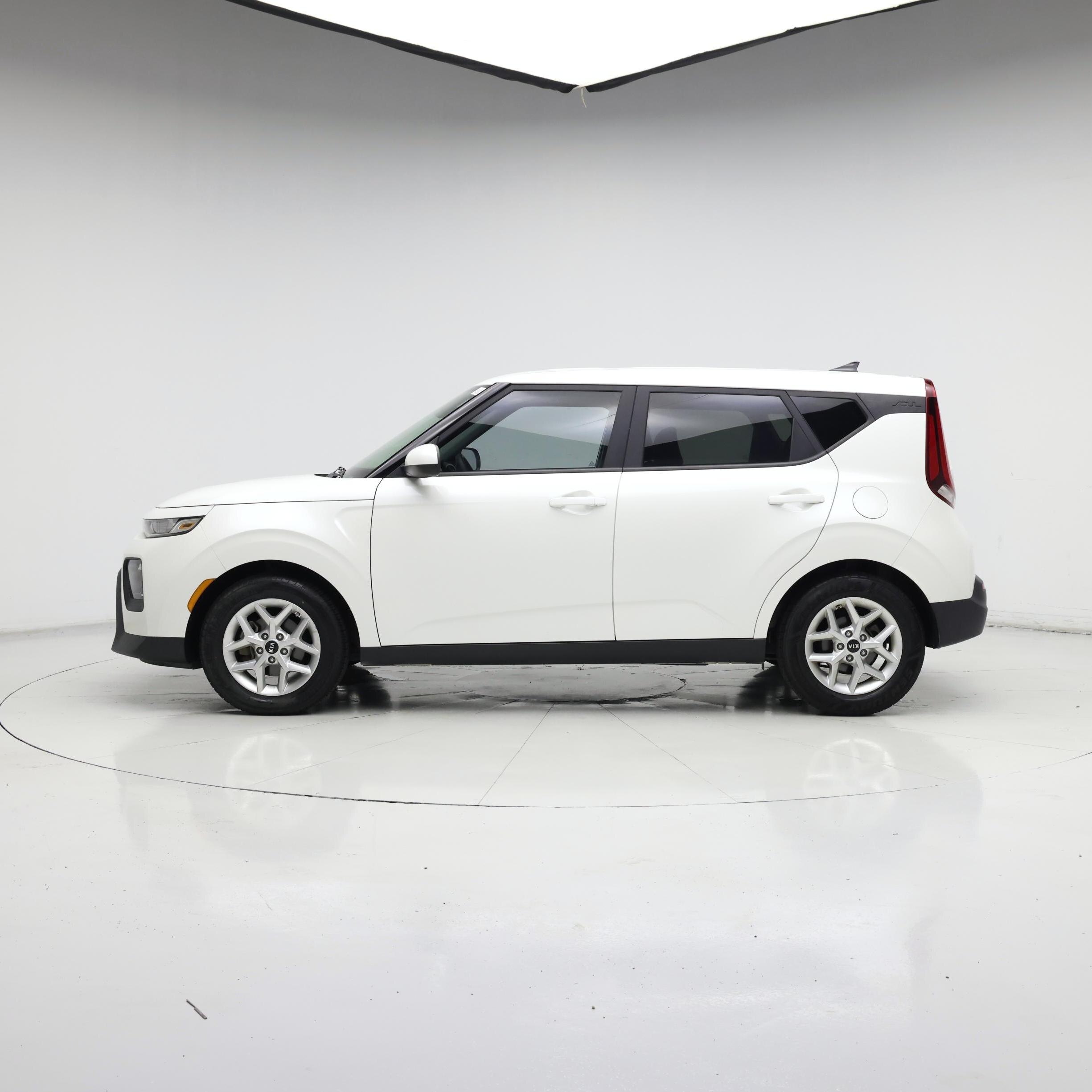 Thumbnail: 2020 Kia Soul - 3
