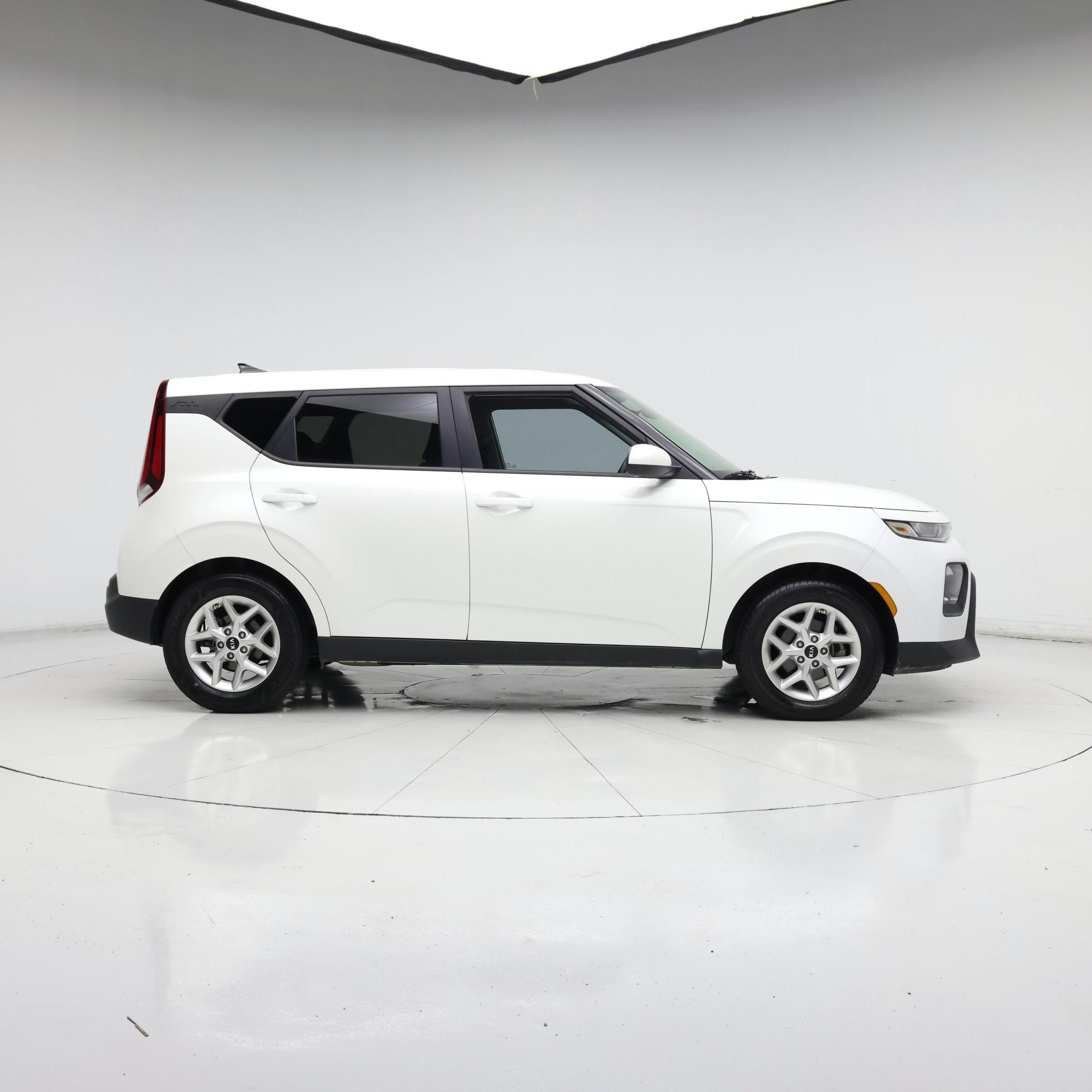 Thumbnail: 2020 Kia Soul - 7