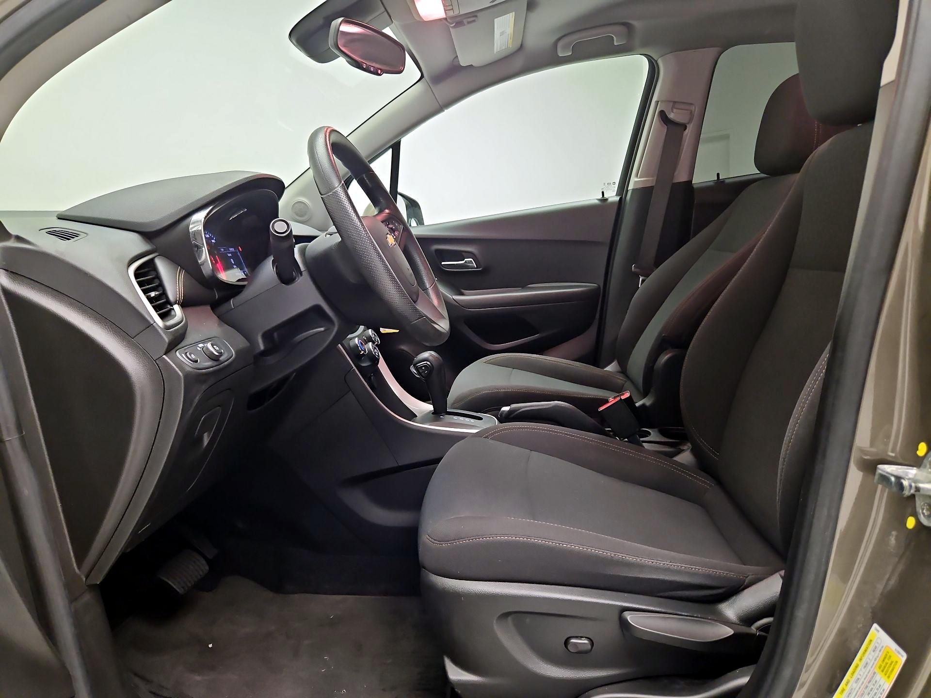 Thumbnail: 2020 Chevrolet Trax - 11