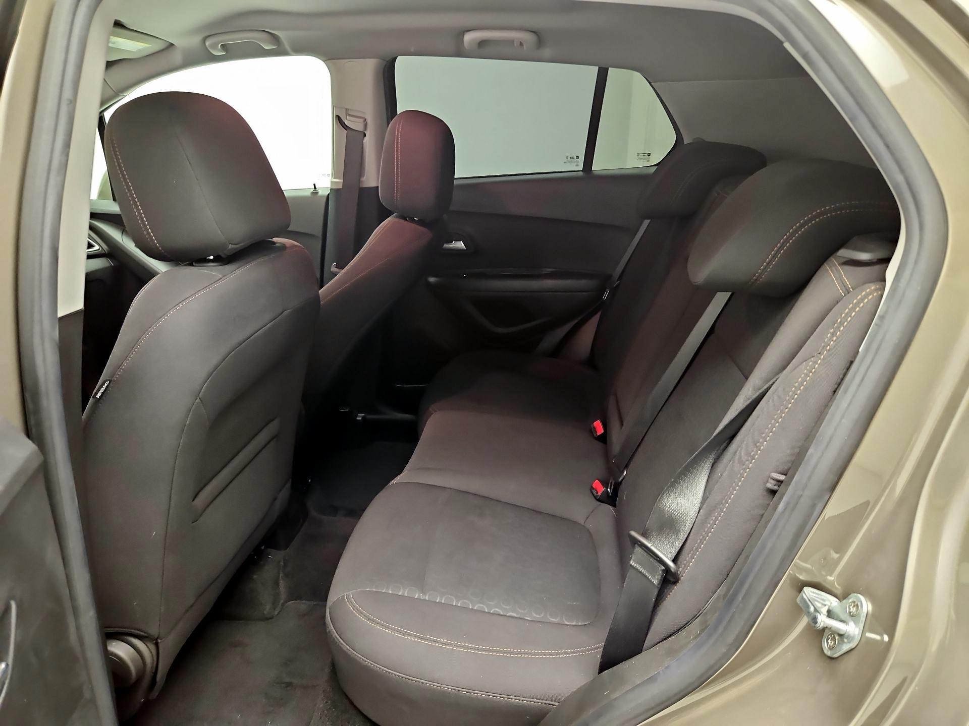 Thumbnail: 2020 Chevrolet Trax - 19