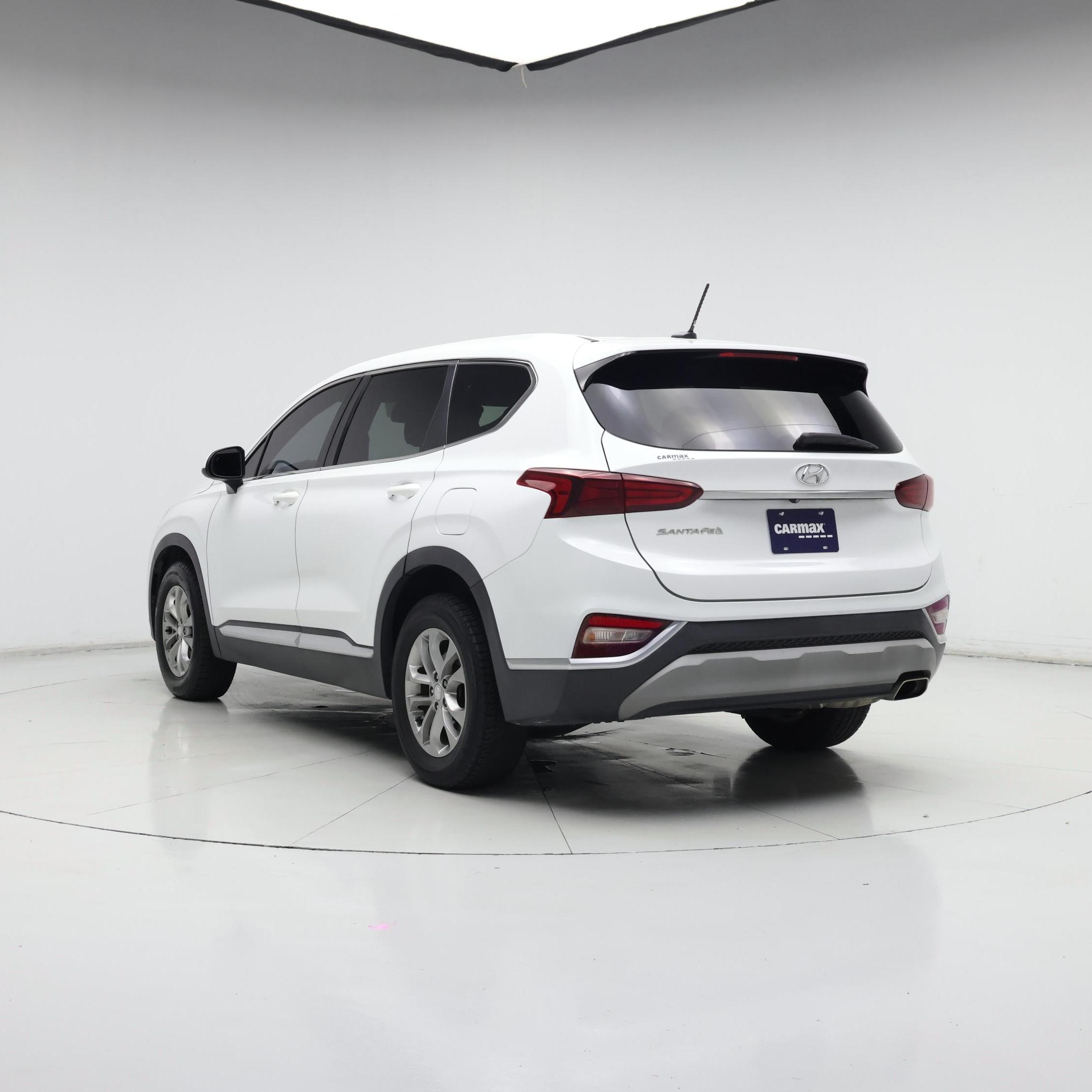 Thumbnail: 2019 Hyundai Santa Fe - 2