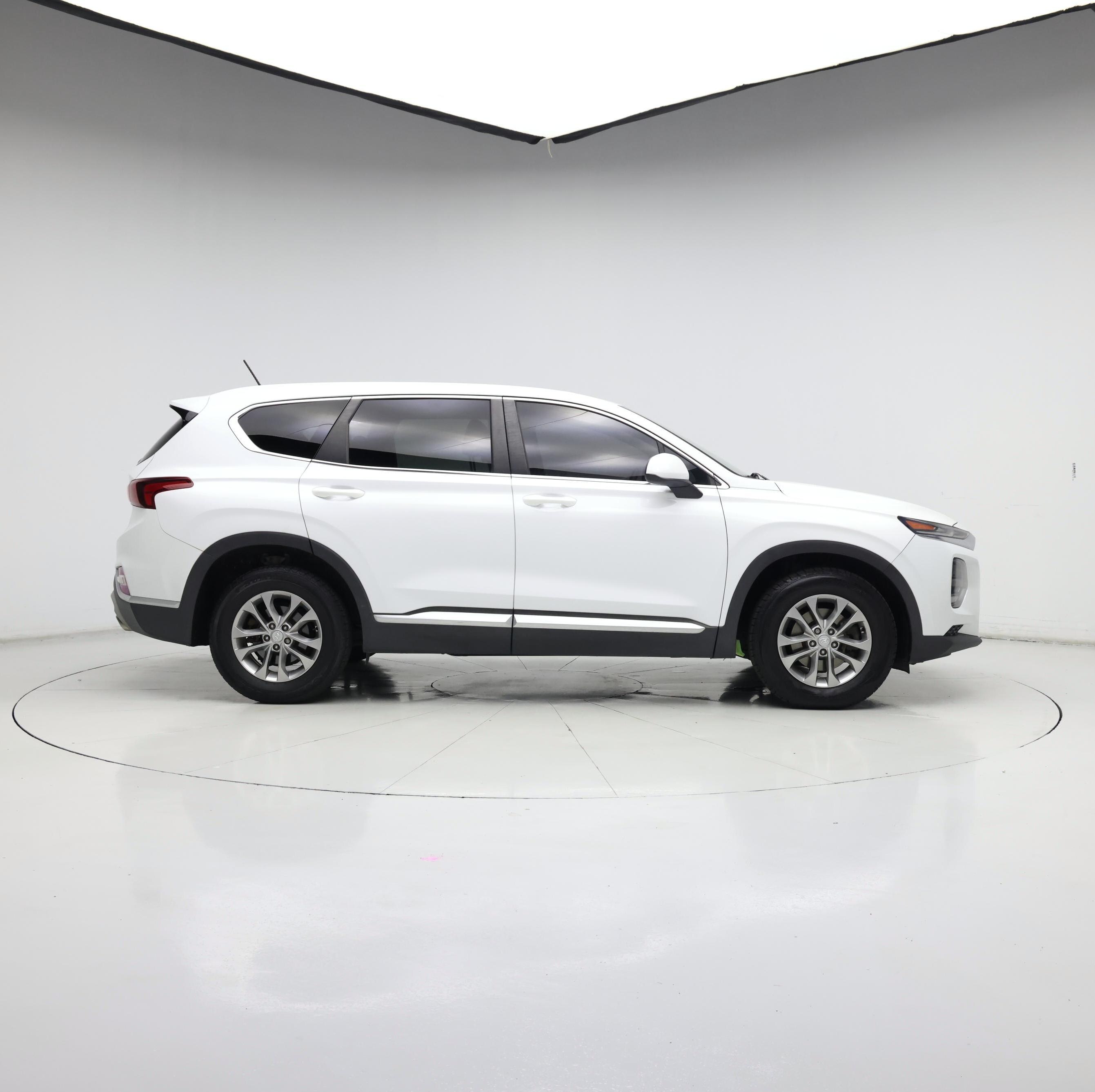 Thumbnail: 2019 Hyundai Santa Fe - 7