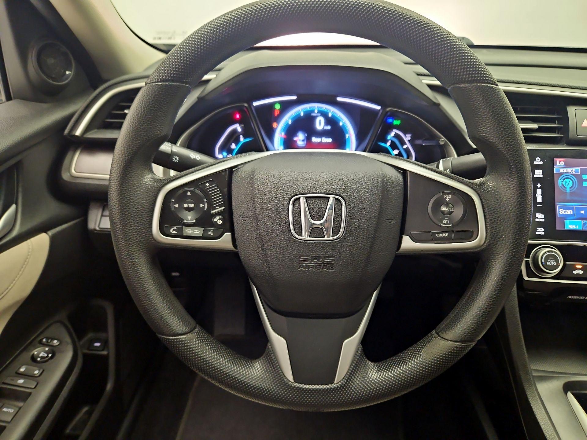 Thumbnail: 2017 Honda Civic - 10
