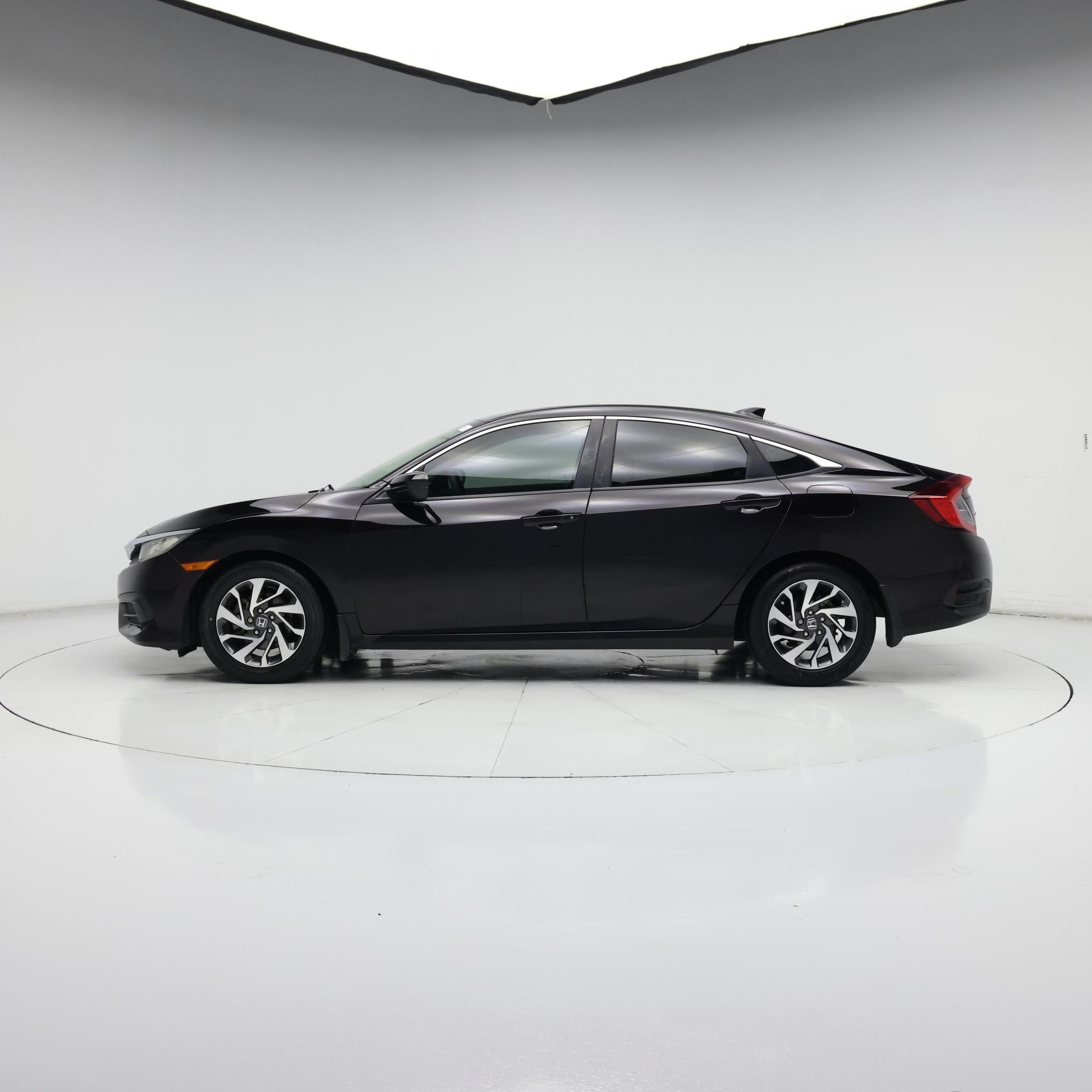 Thumbnail: 2017 Honda Civic - 3