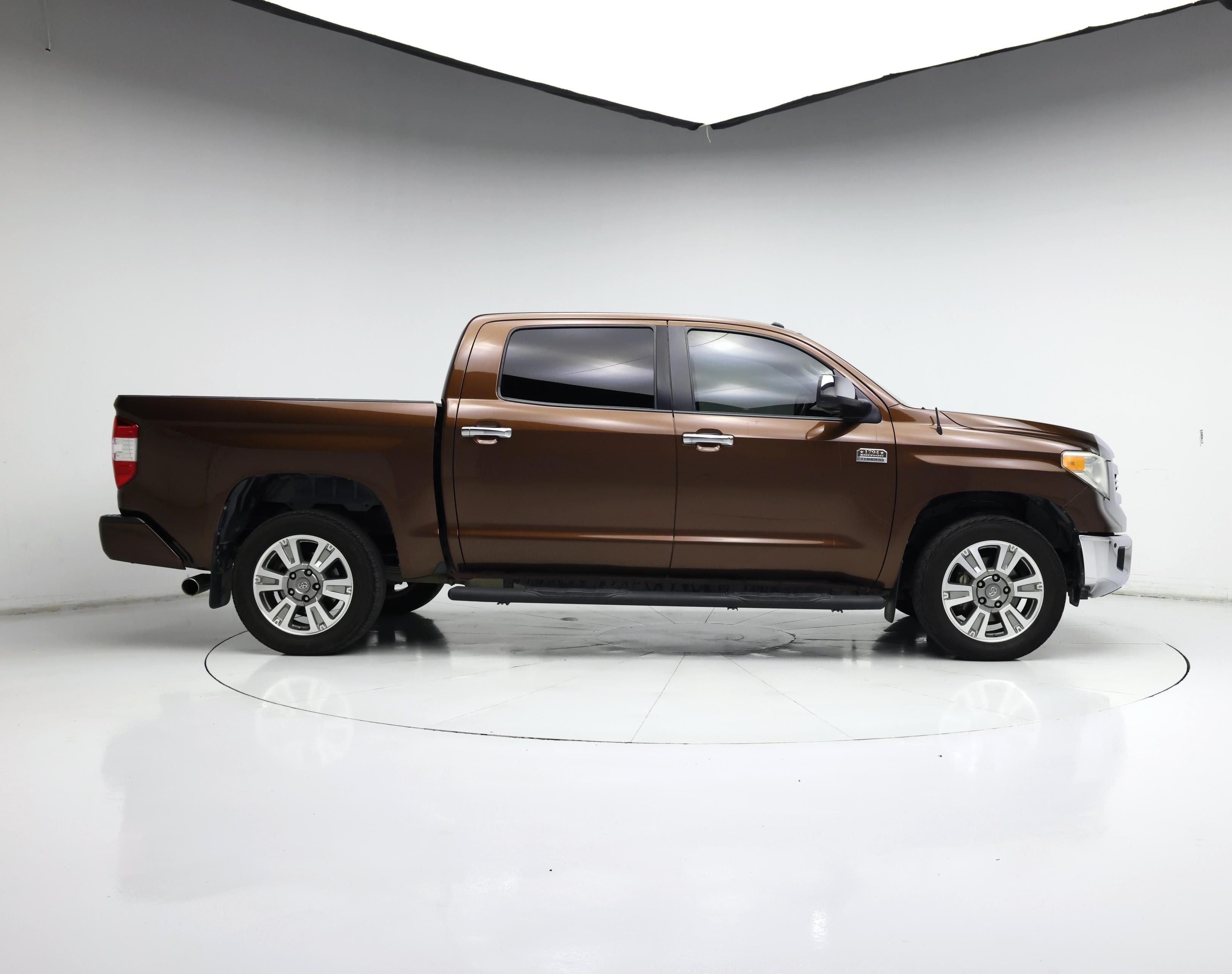 Thumbnail: 2016 Toyota Tundra - 7