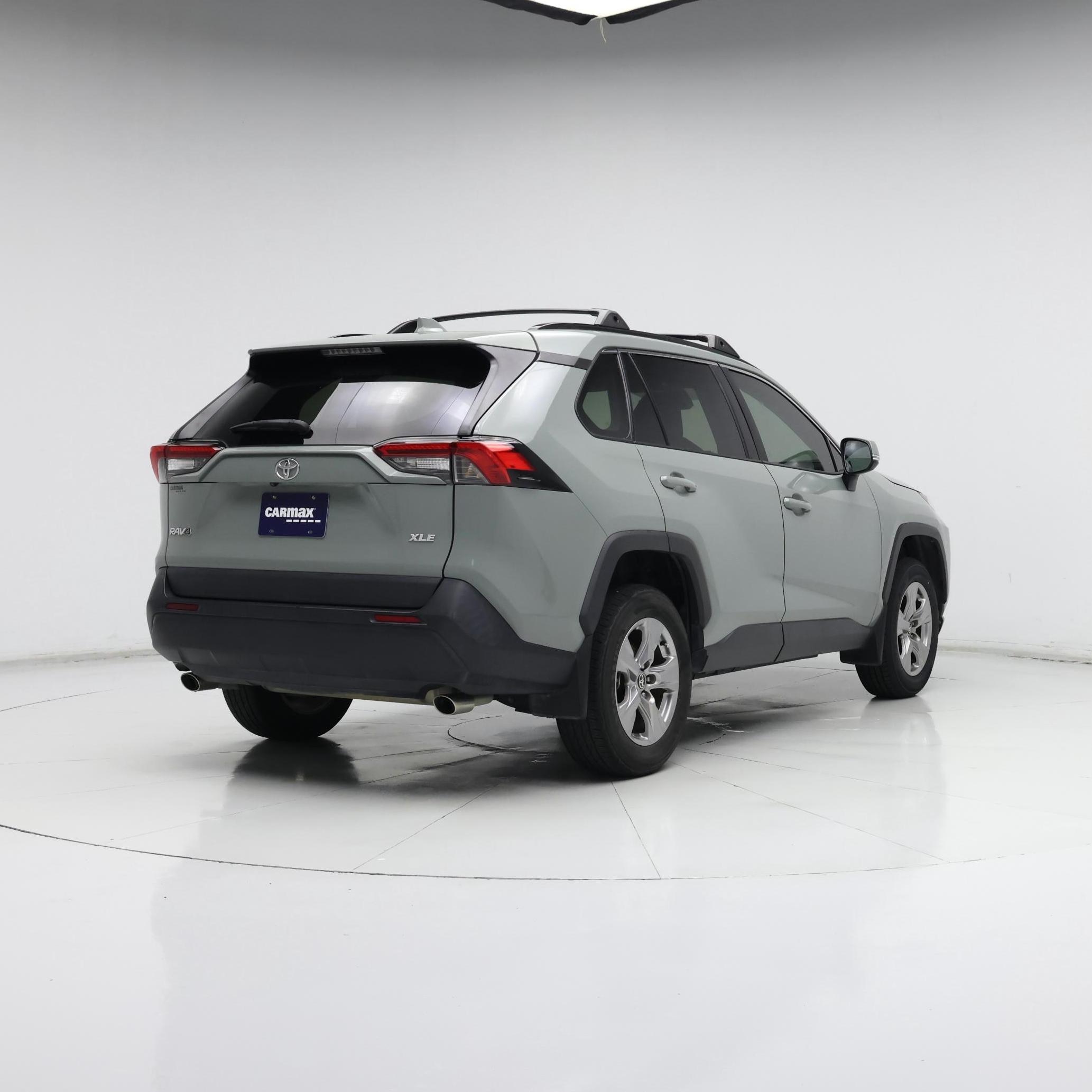 Thumbnail: 2023 Toyota RAV4 - 8