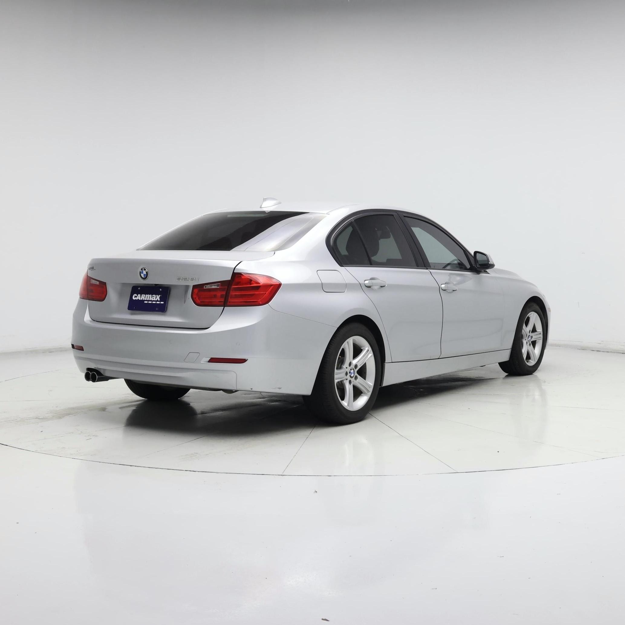Thumbnail: 2015 BMW 3 Series - 8