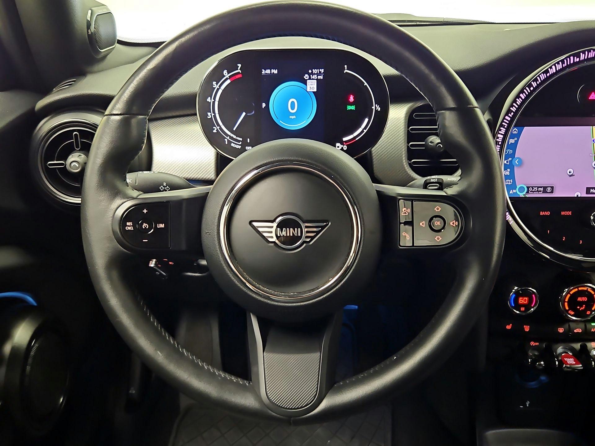 Thumbnail: 2022 MINI Cooper - 10