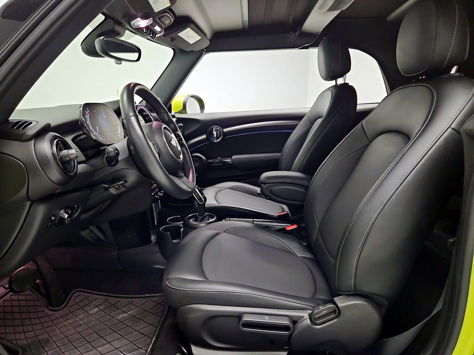 Thumbnail: 2022 MINI Cooper - 11