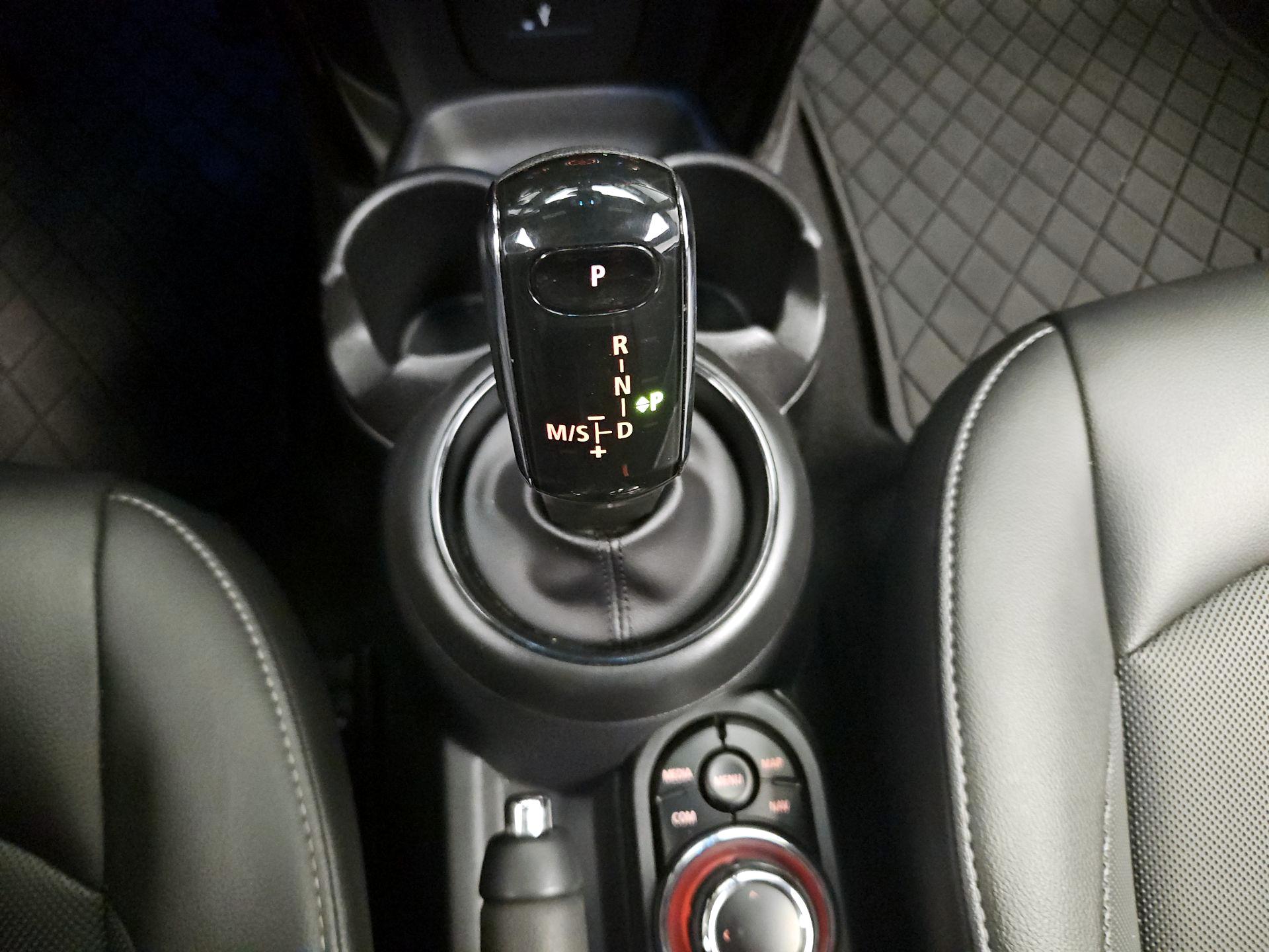 Thumbnail: 2022 MINI Cooper - 18