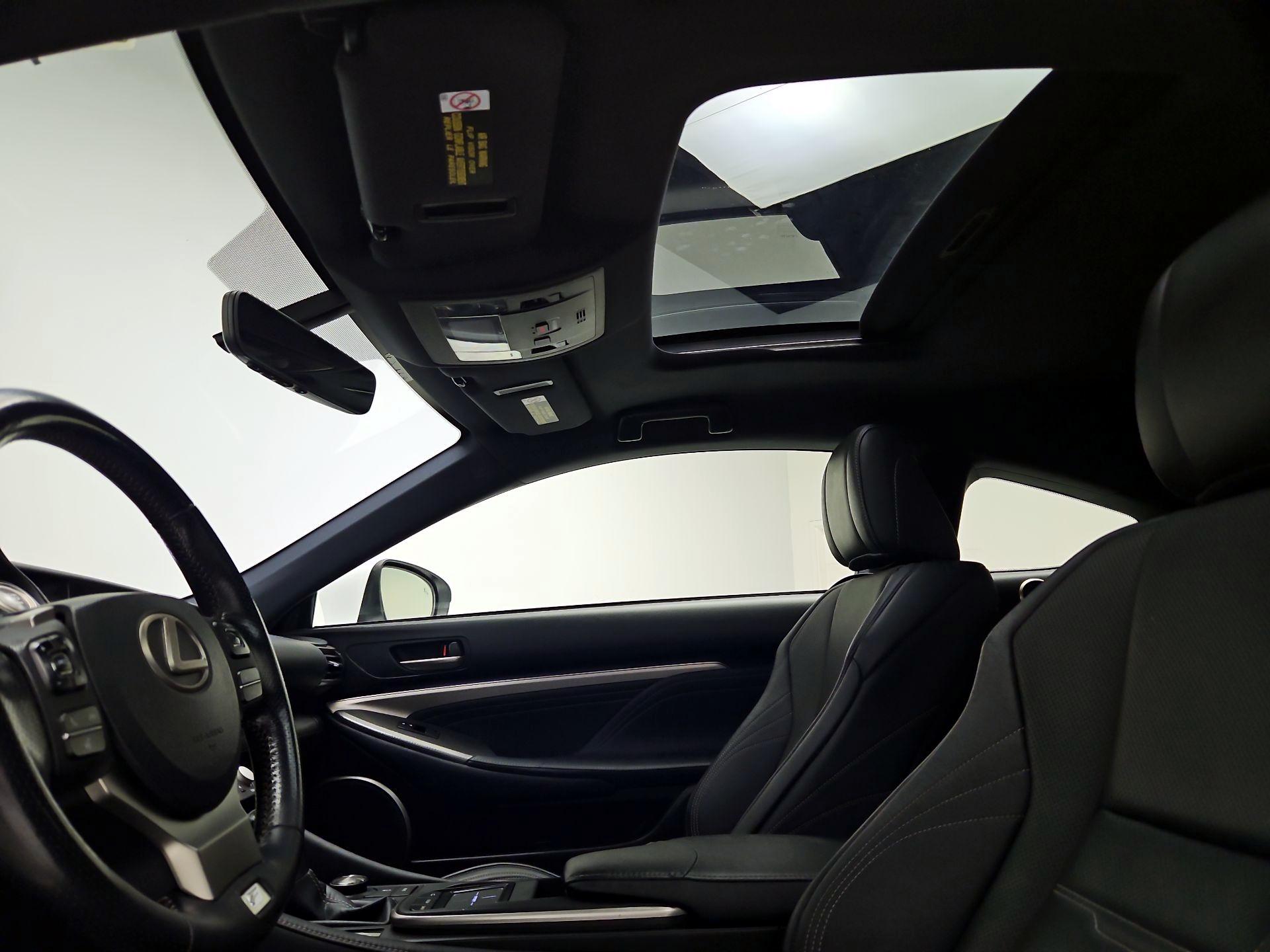 Thumbnail: 2017 Lexus RC - 20