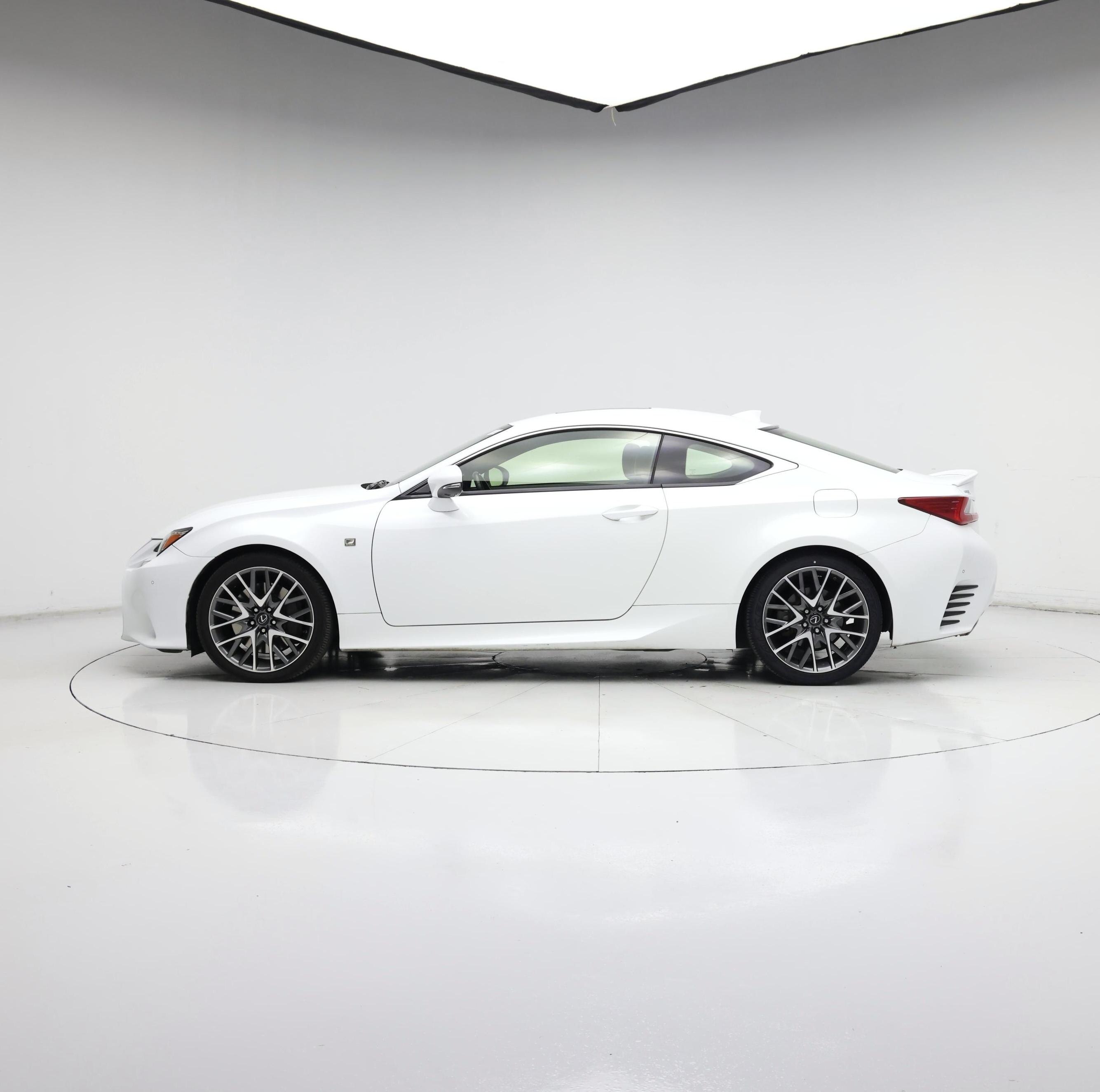 Thumbnail: 2017 Lexus RC - 3