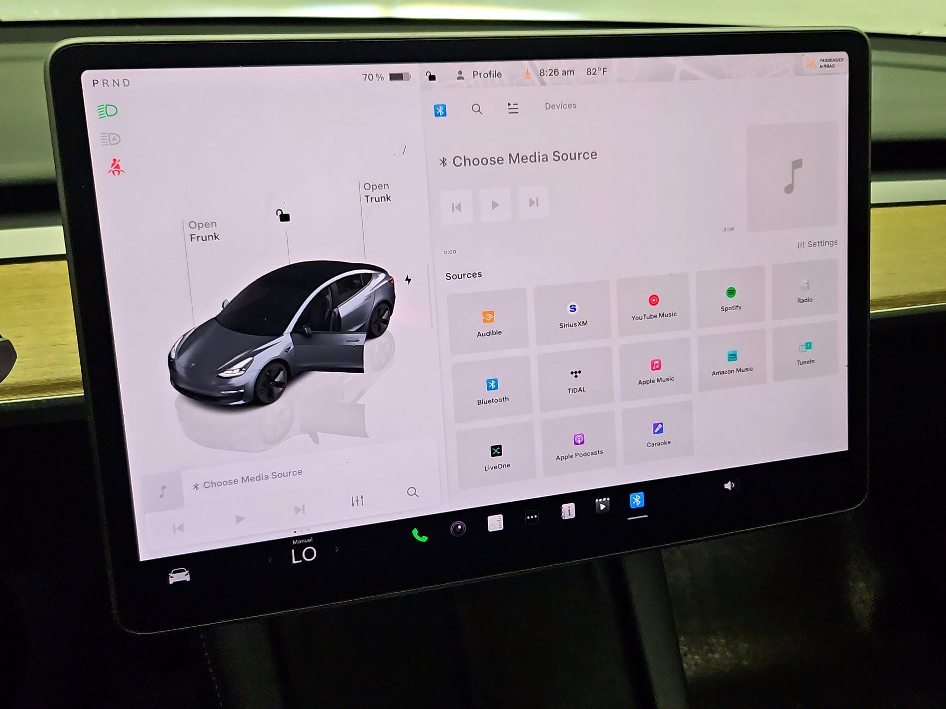 Thumbnail: 2022 Tesla Model 3 - 15