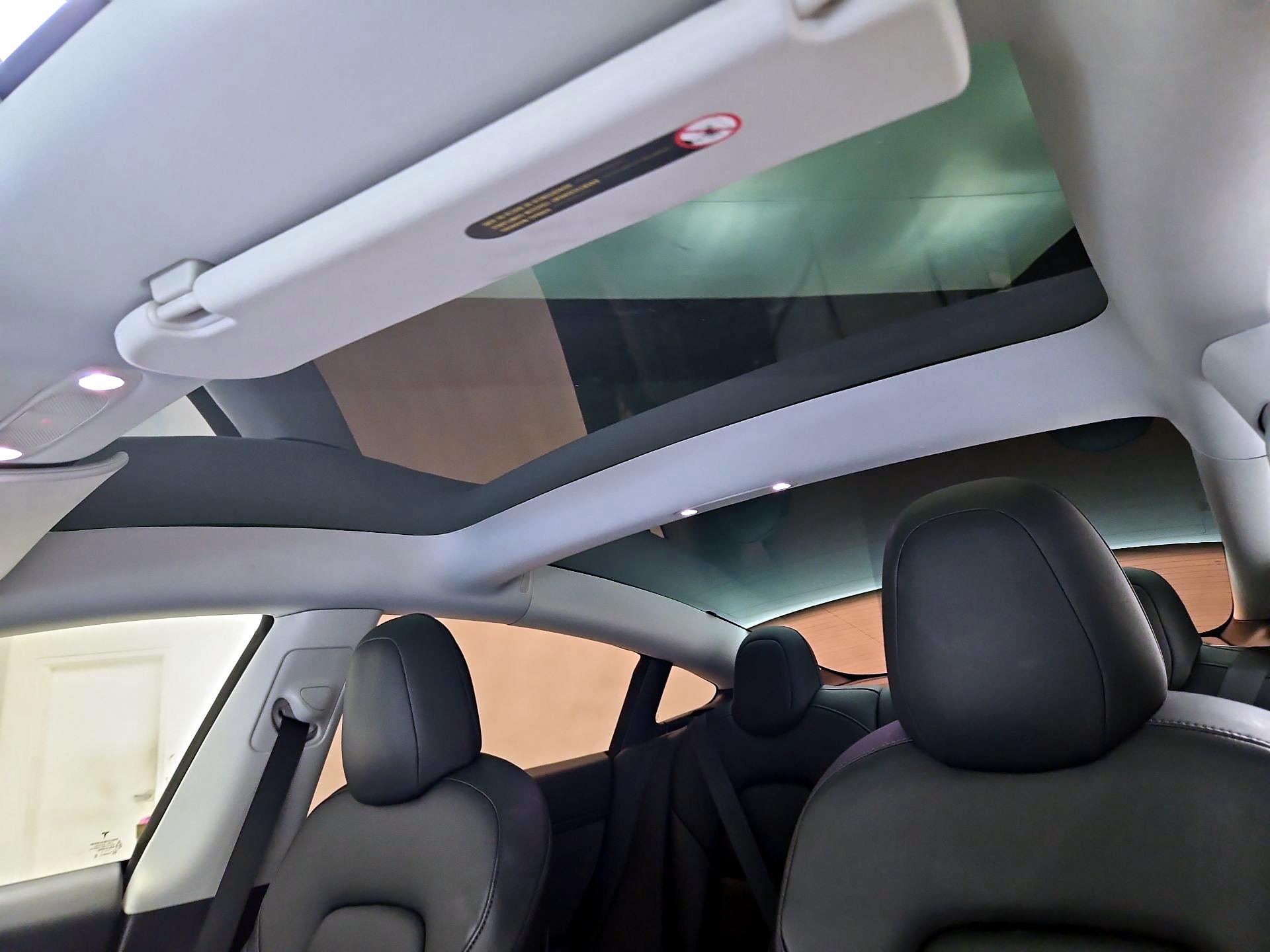 Thumbnail: 2022 Tesla Model 3 - 18