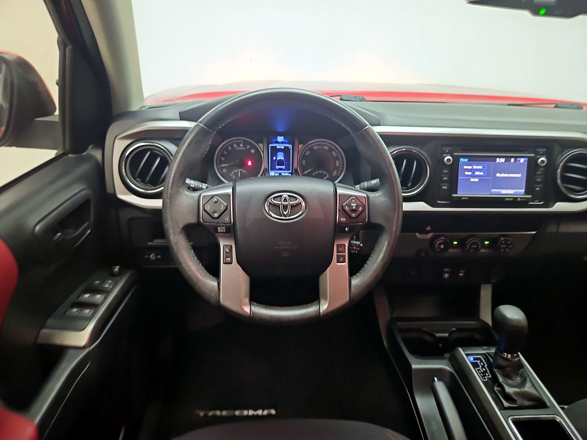 Thumbnail: 2019 Toyota Tacoma - 10