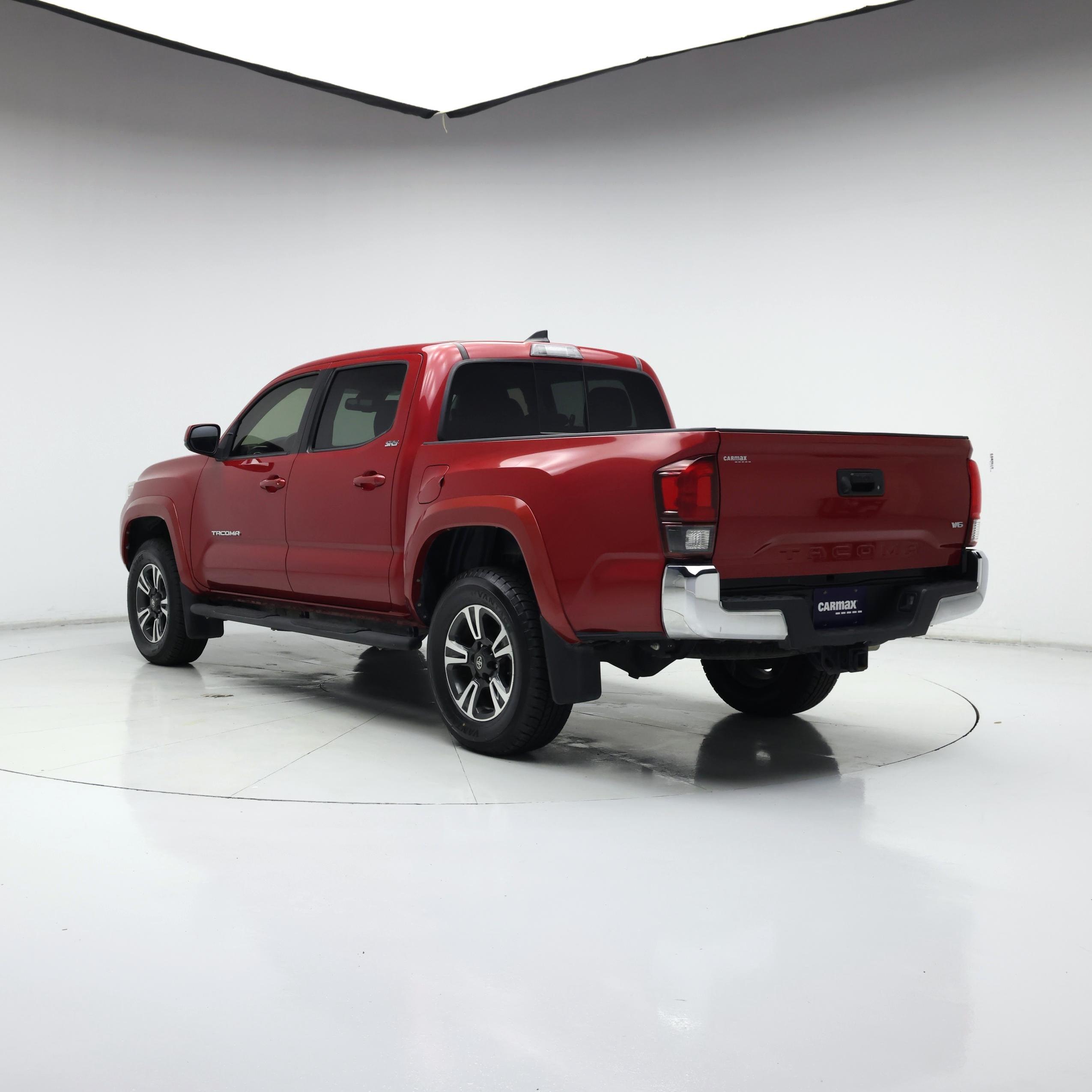Thumbnail: 2019 Toyota Tacoma - 2