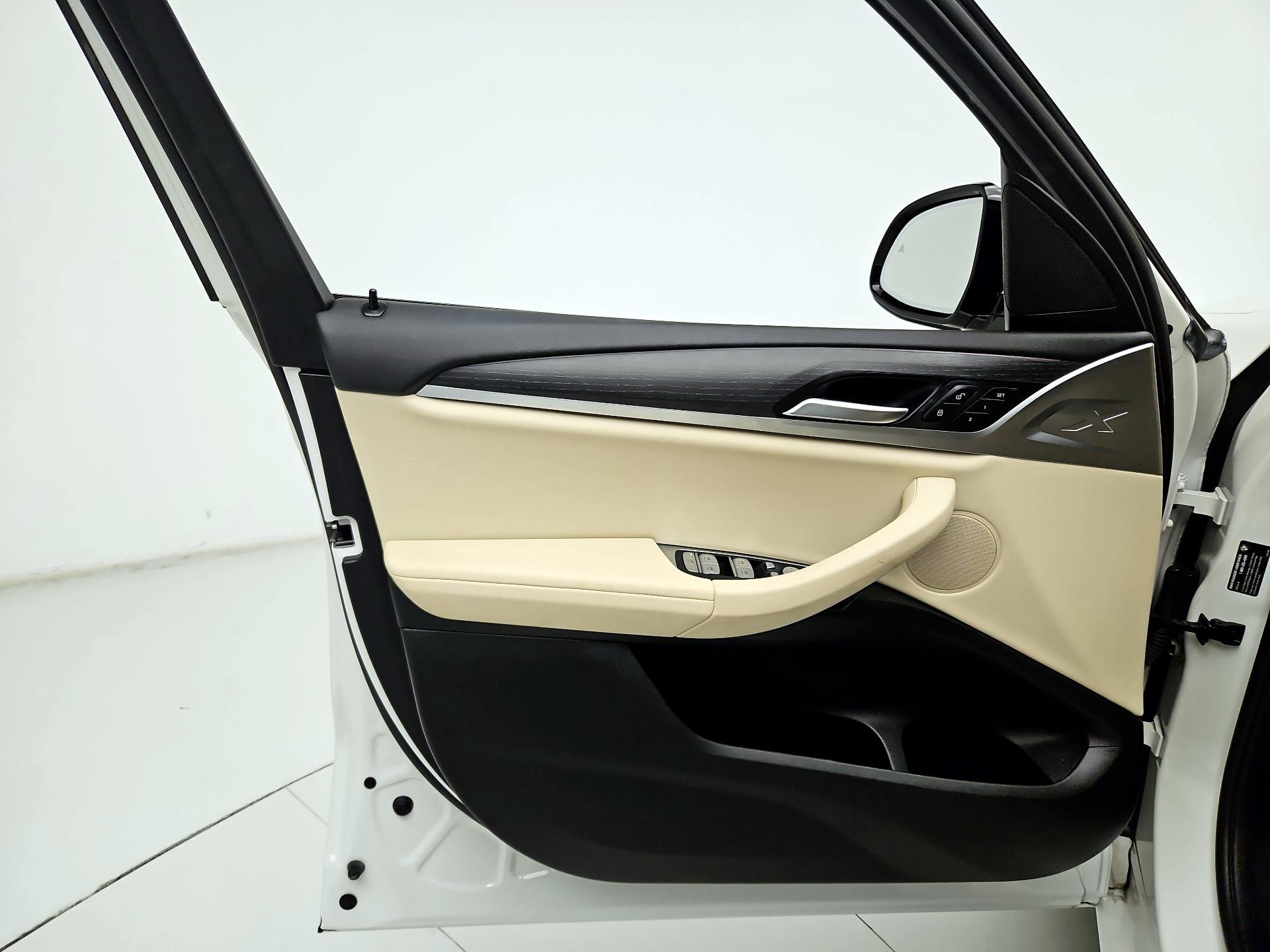 Thumbnail: 2022 BMW X3 - 12