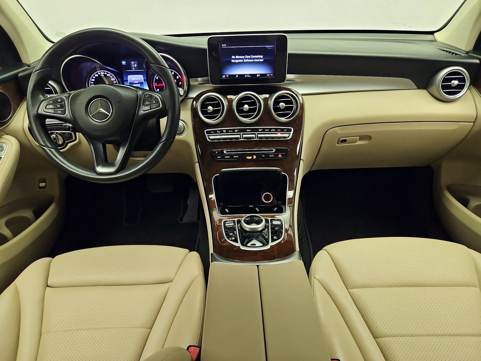 Thumbnail: 2017 Mercedes-Benz GLC - 9