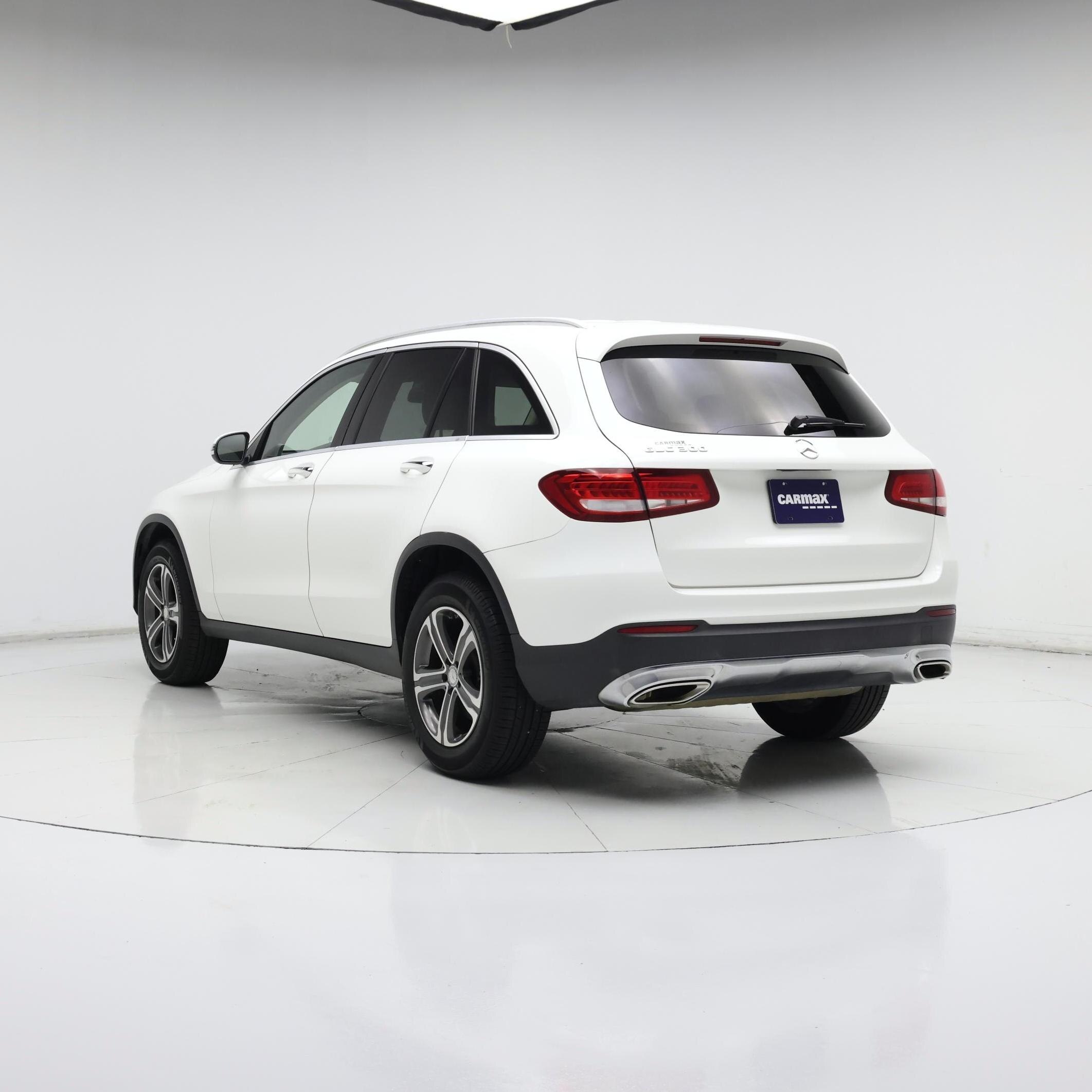 Thumbnail: 2017 Mercedes-Benz GLC - 2