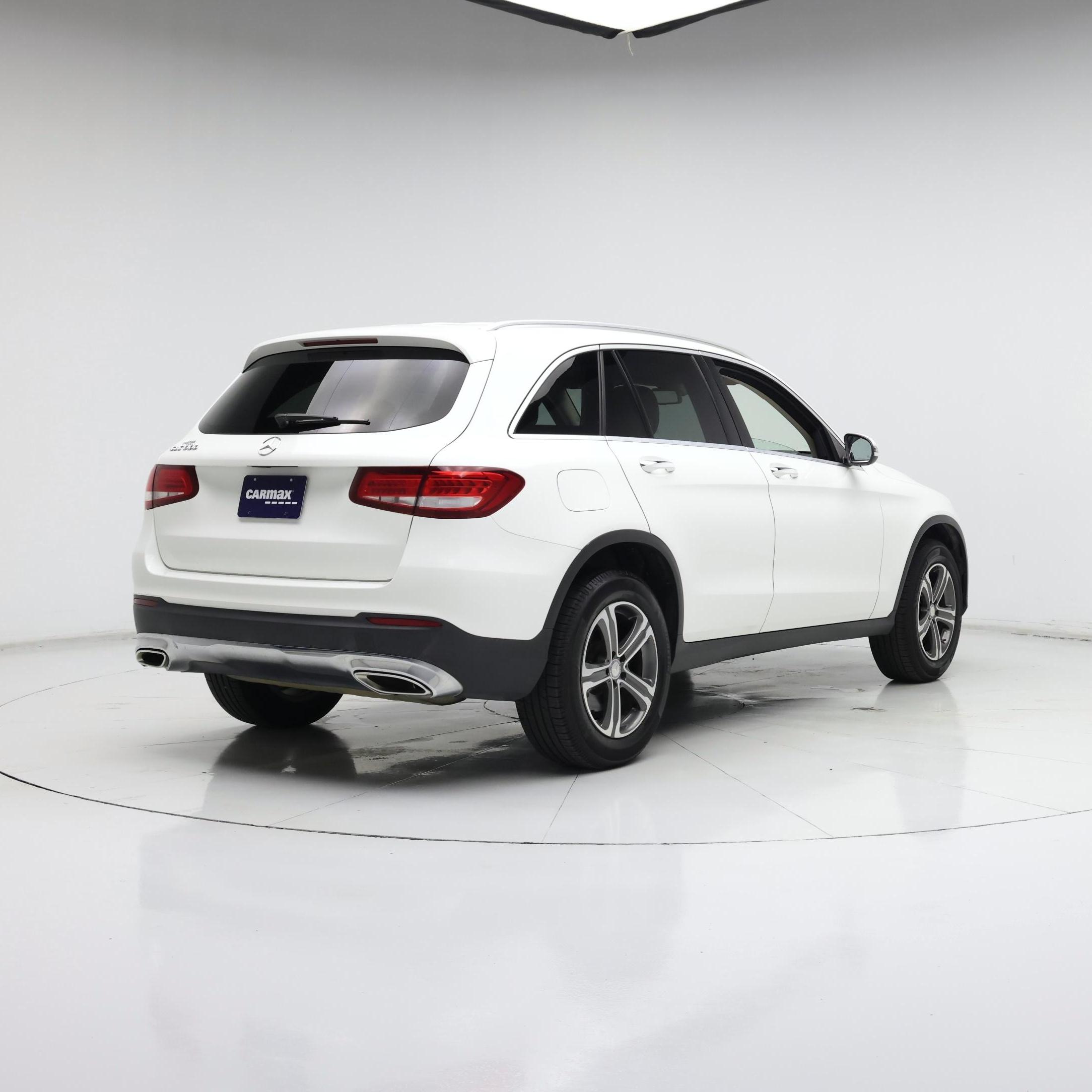 Thumbnail: 2017 Mercedes-Benz GLC - 8