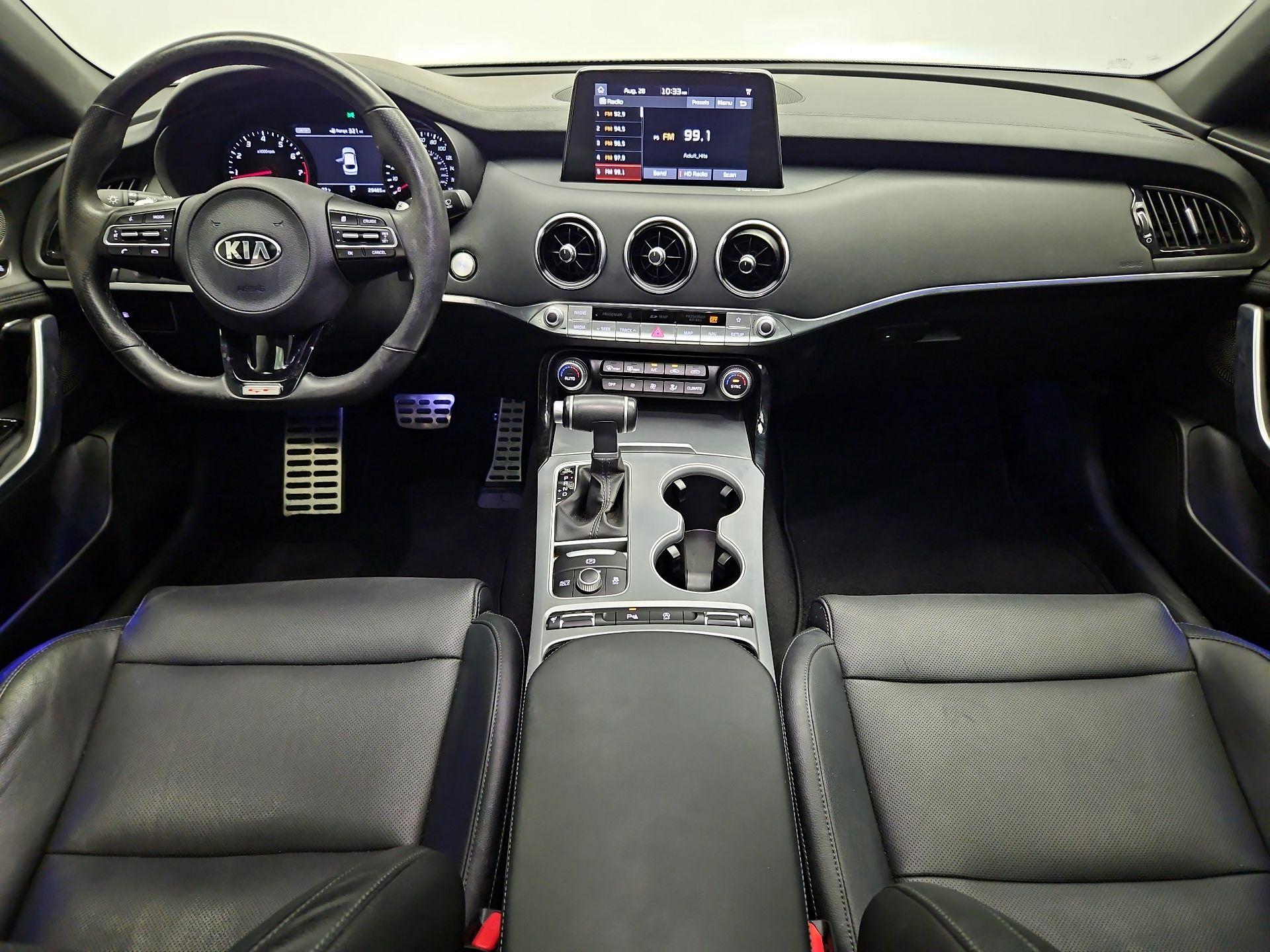 Thumbnail: 2018 Kia Stinger - 9