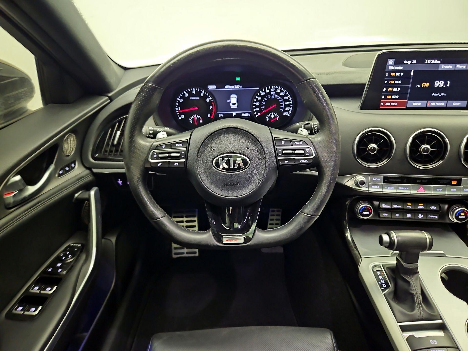Thumbnail: 2018 Kia Stinger - 10