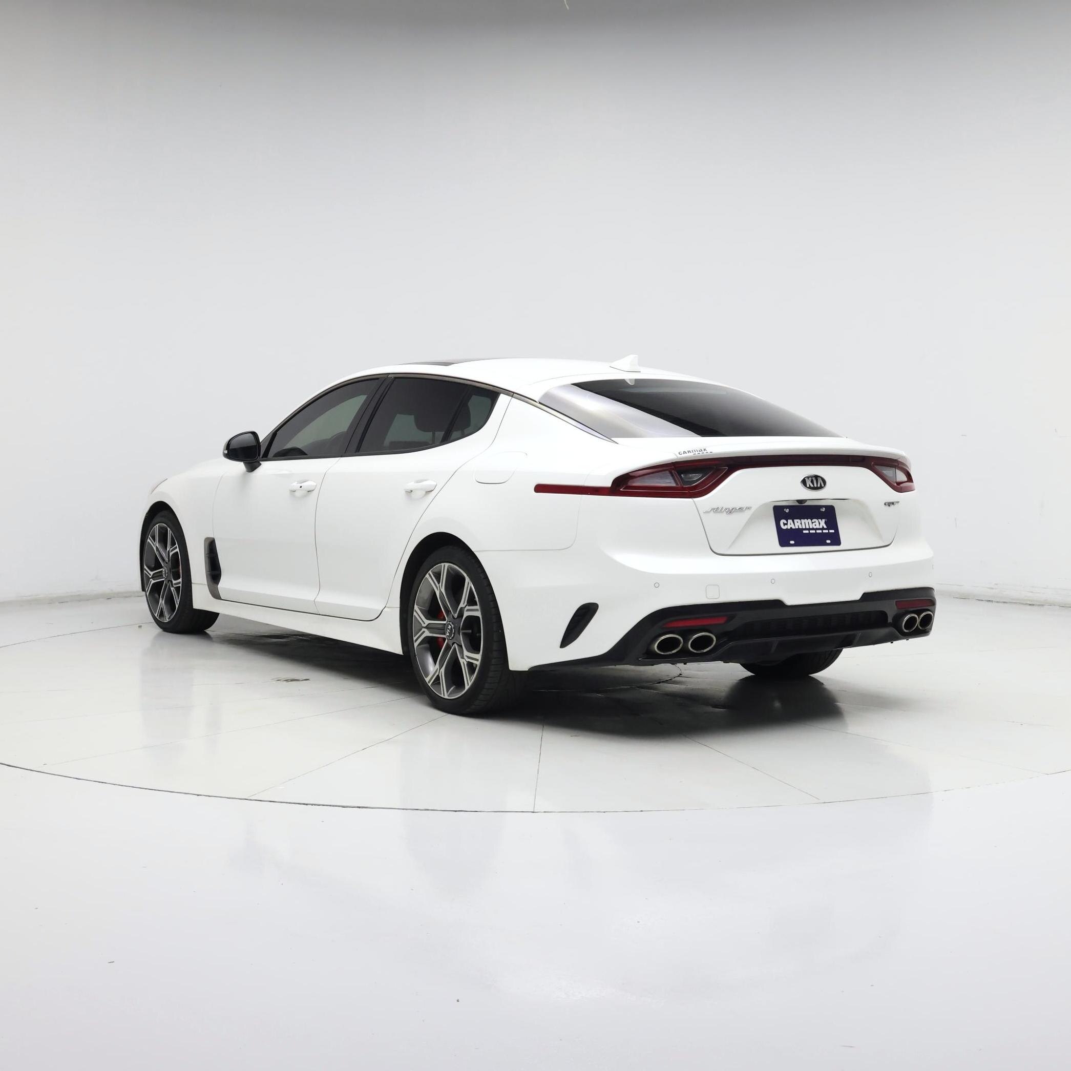 Thumbnail: 2018 Kia Stinger - 2