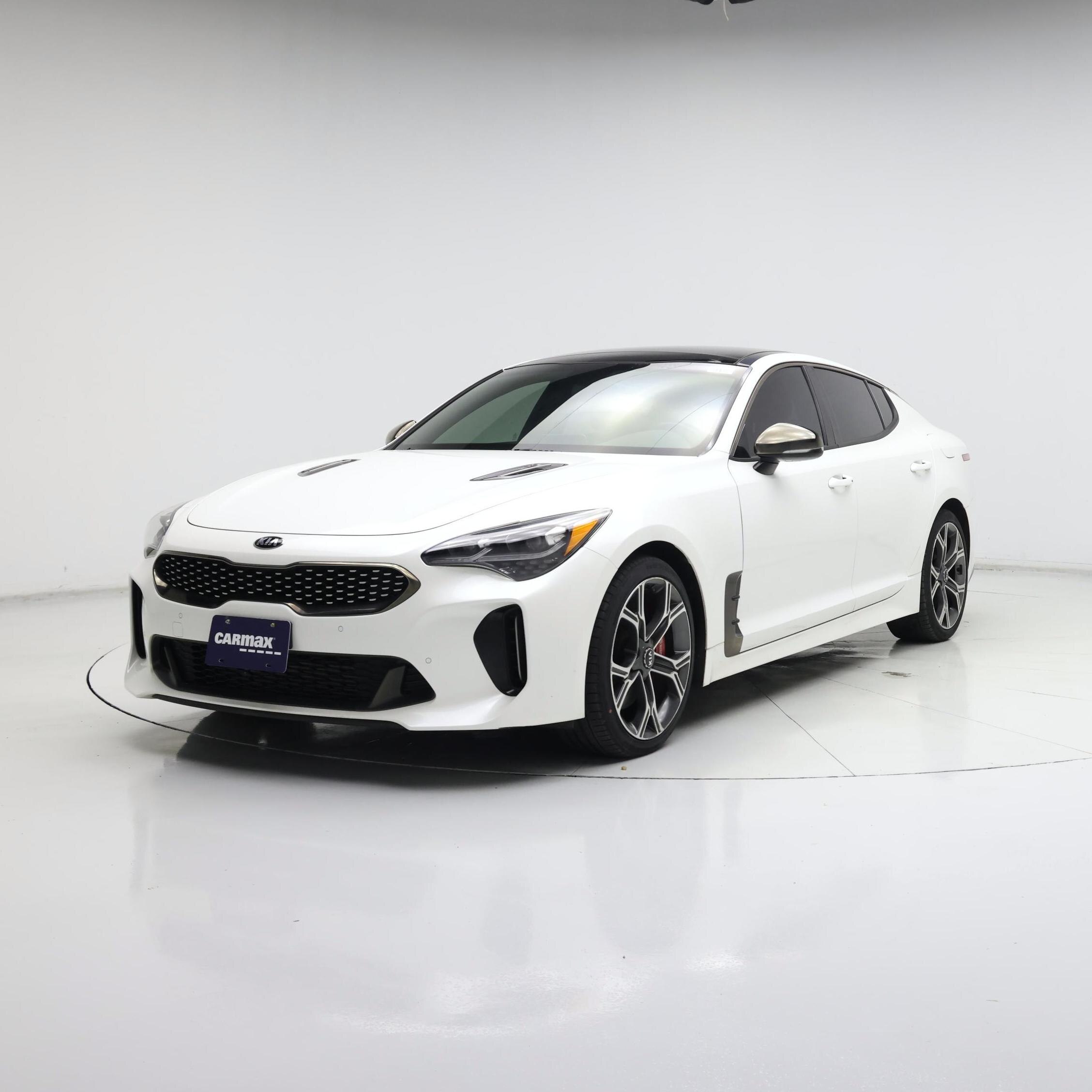 Thumbnail: 2018 Kia Stinger - 4