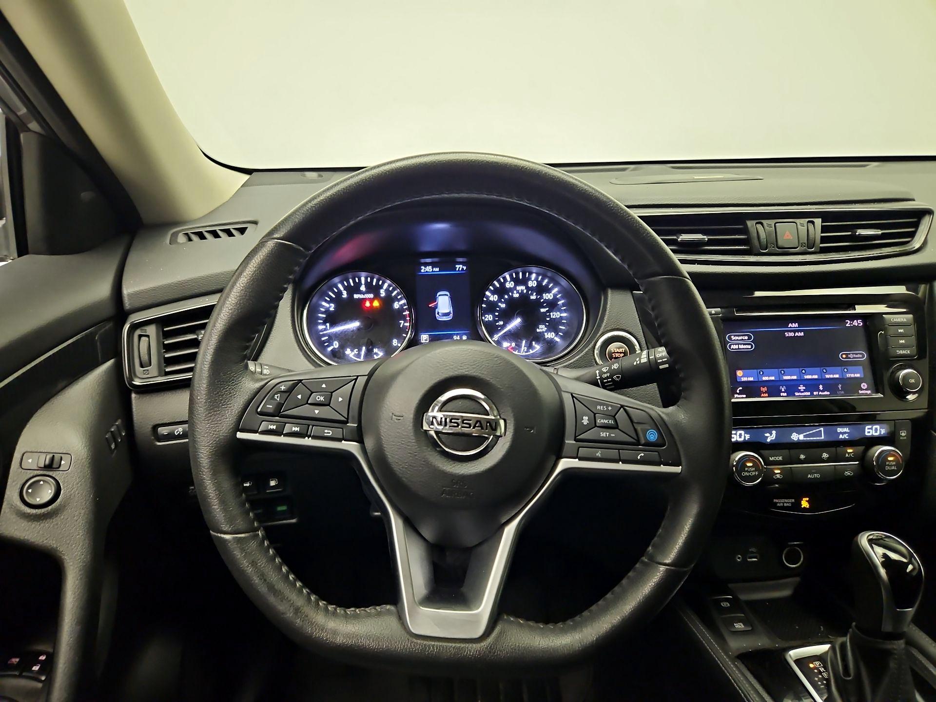 Thumbnail: 2019 Nissan Rogue - 10
