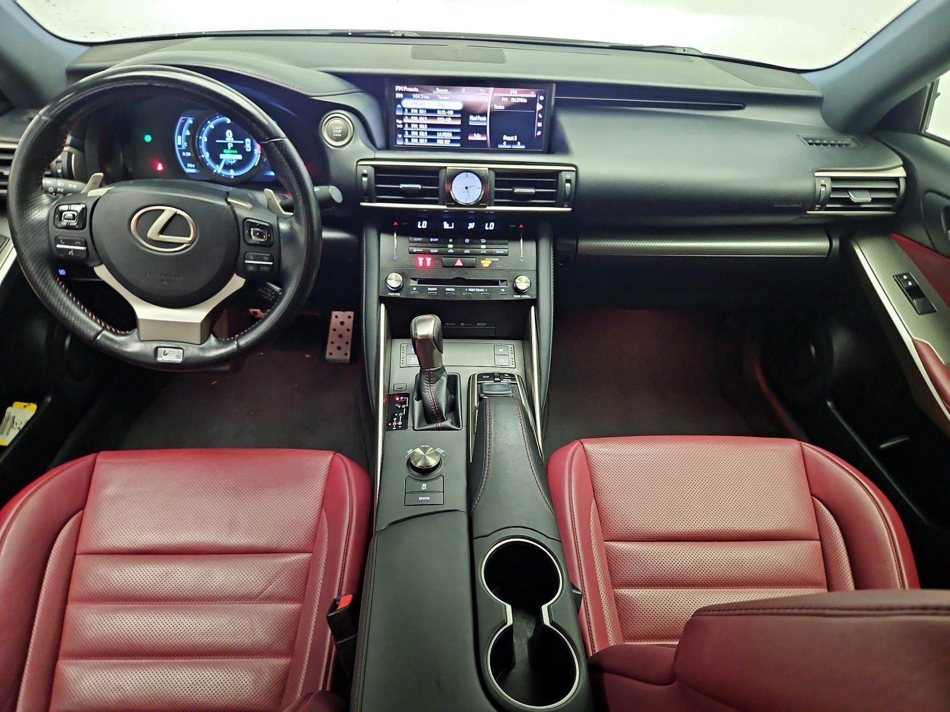 Thumbnail: 2017 Lexus IS - 9