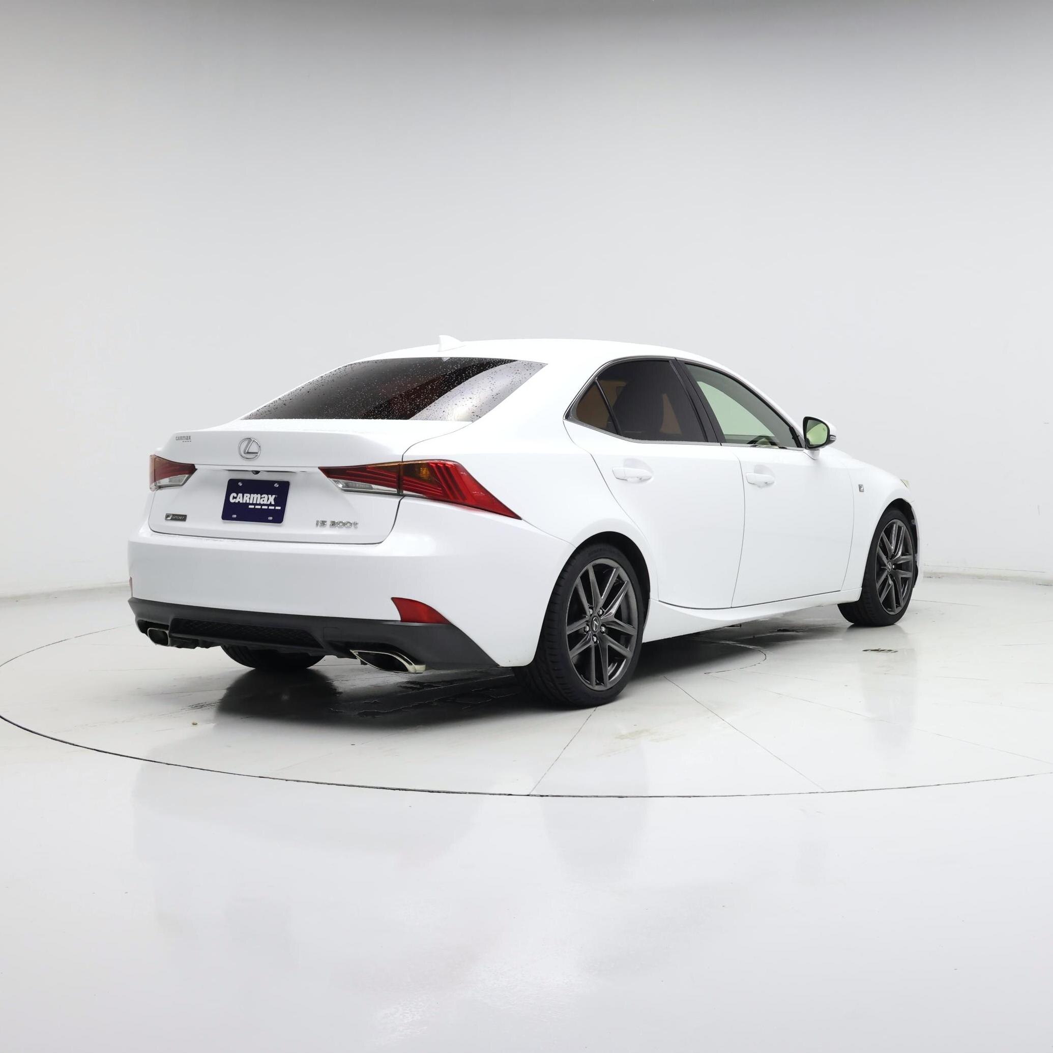 Thumbnail: 2017 Lexus IS - 8