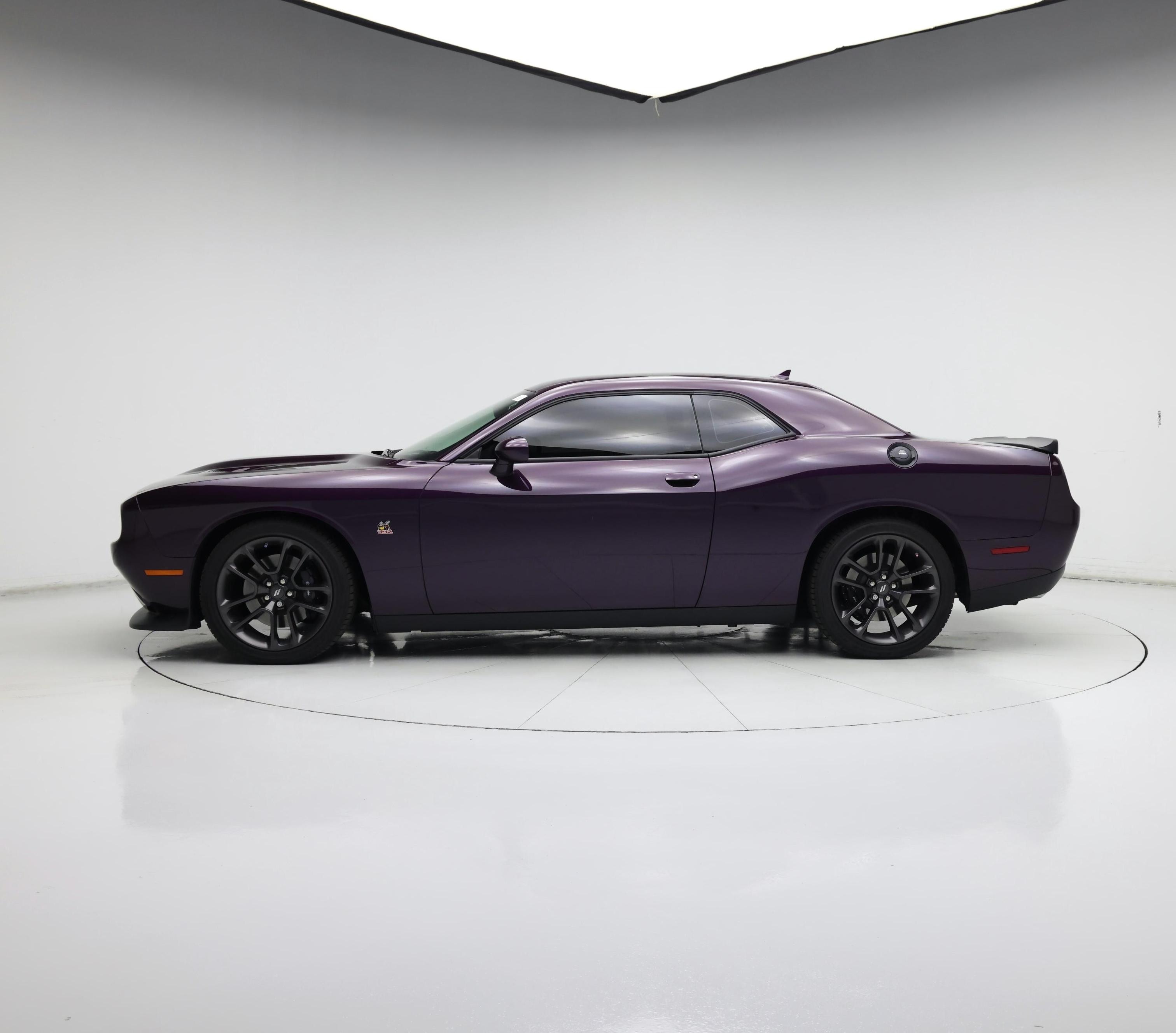 Thumbnail: 2021 Dodge Challenger - 3