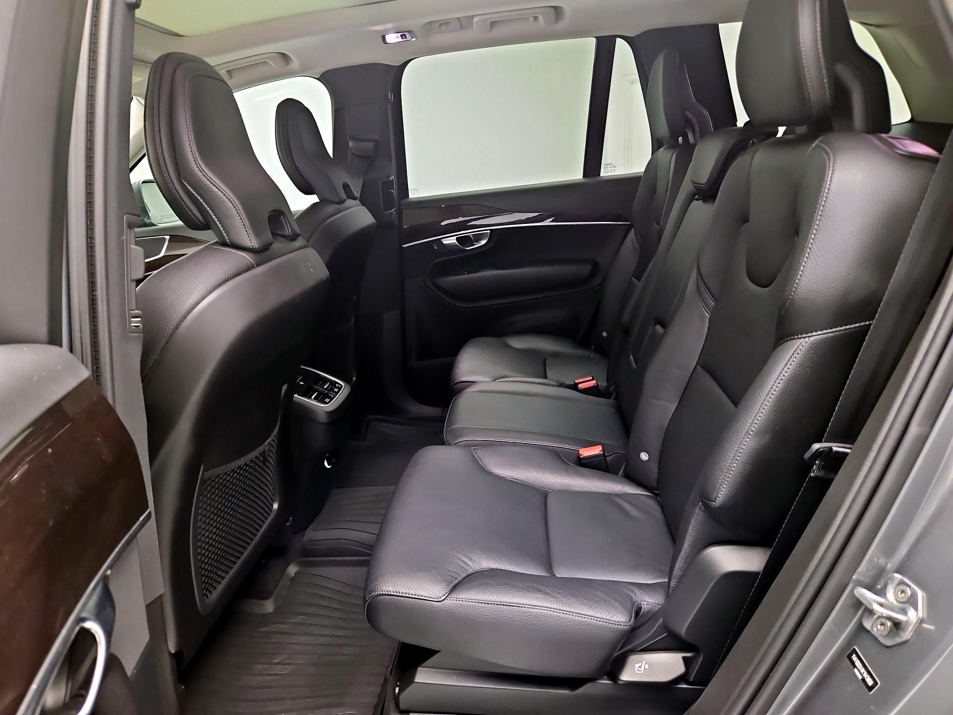 Thumbnail: 2019 Volvo XC90 - 17