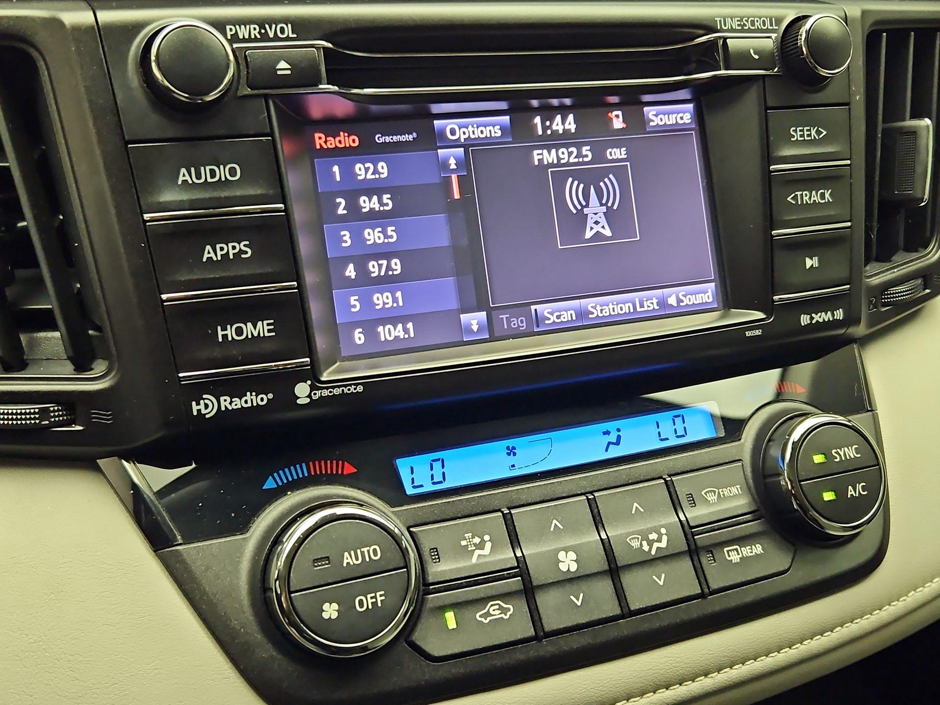 Thumbnail: 2017 Toyota RAV4 - 15