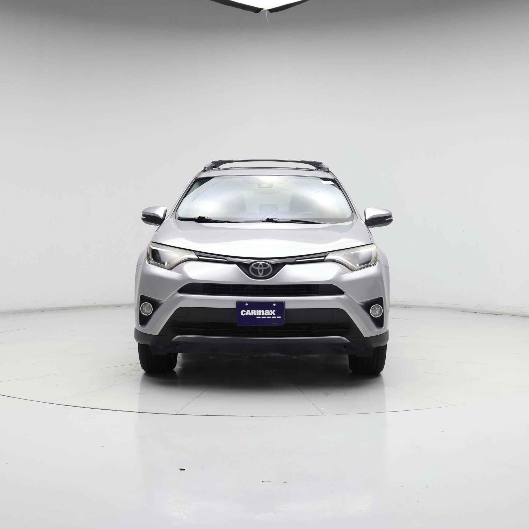 Thumbnail: 2017 Toyota RAV4 - 5