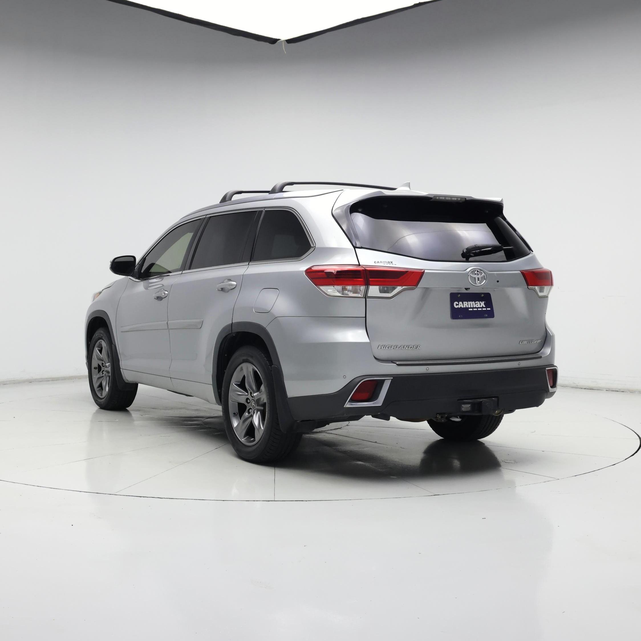 Thumbnail: 2018 Toyota Highlander - 2