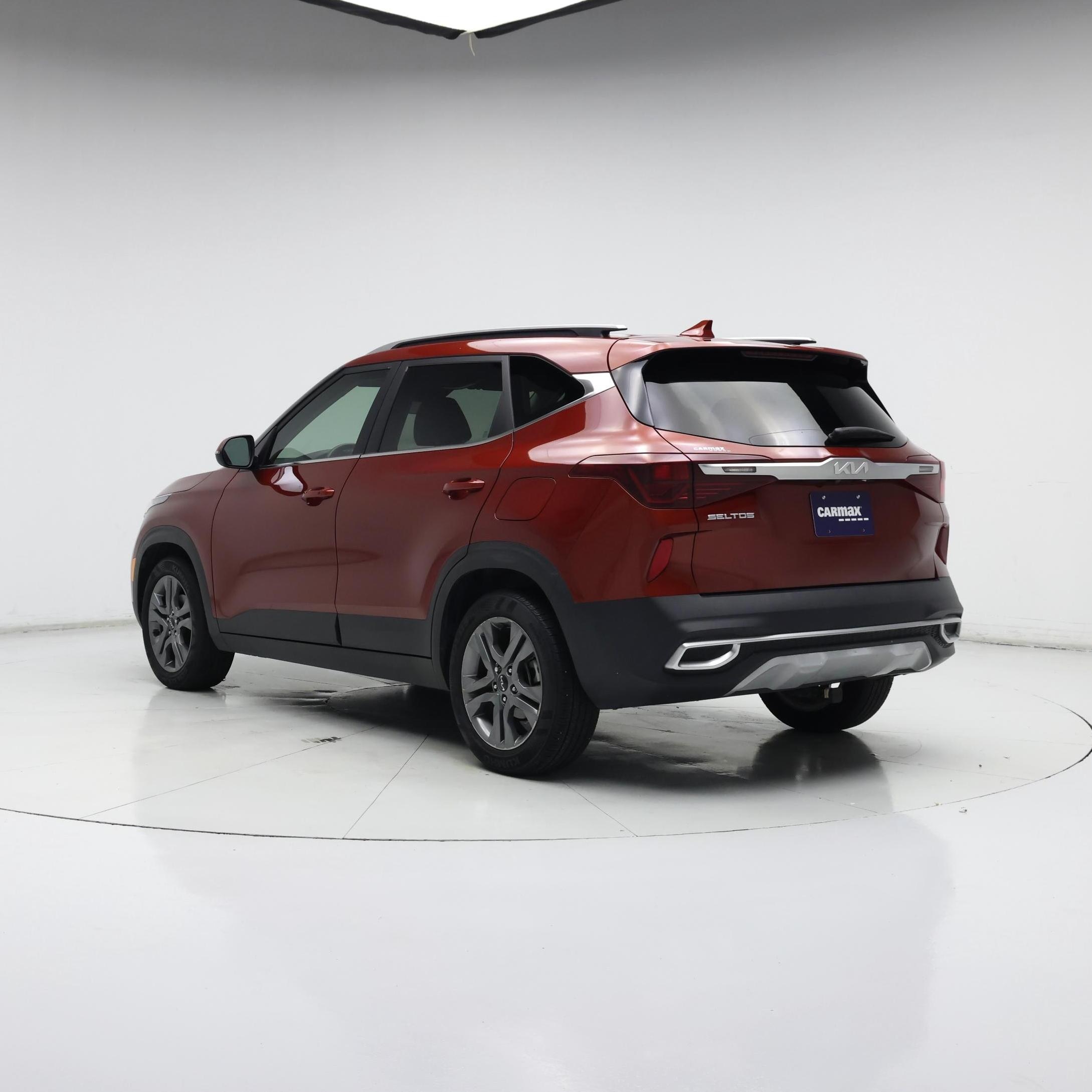Thumbnail: 2023 Kia Seltos - 2