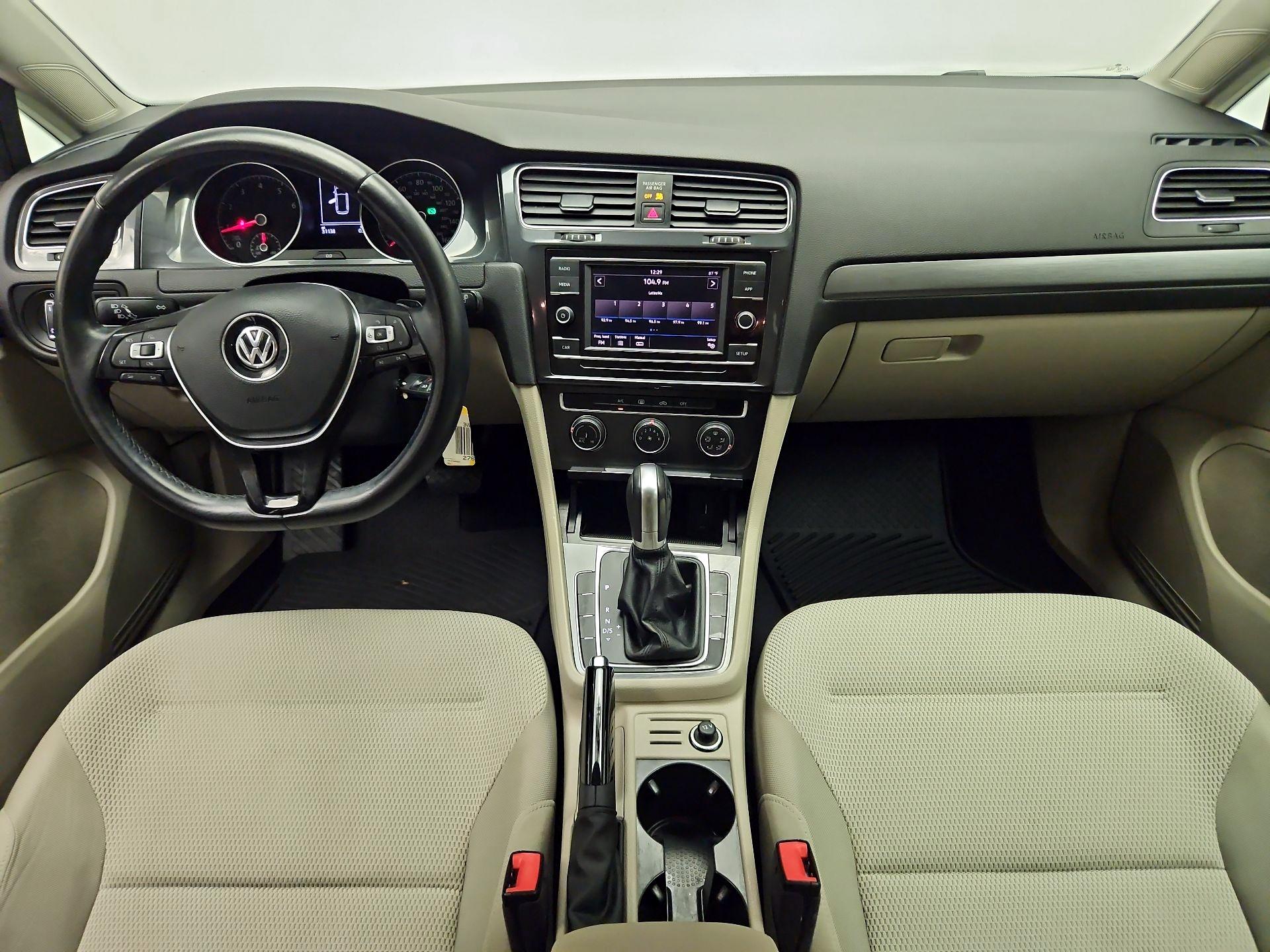 Thumbnail: 2018 Volkswagen Golf - 9