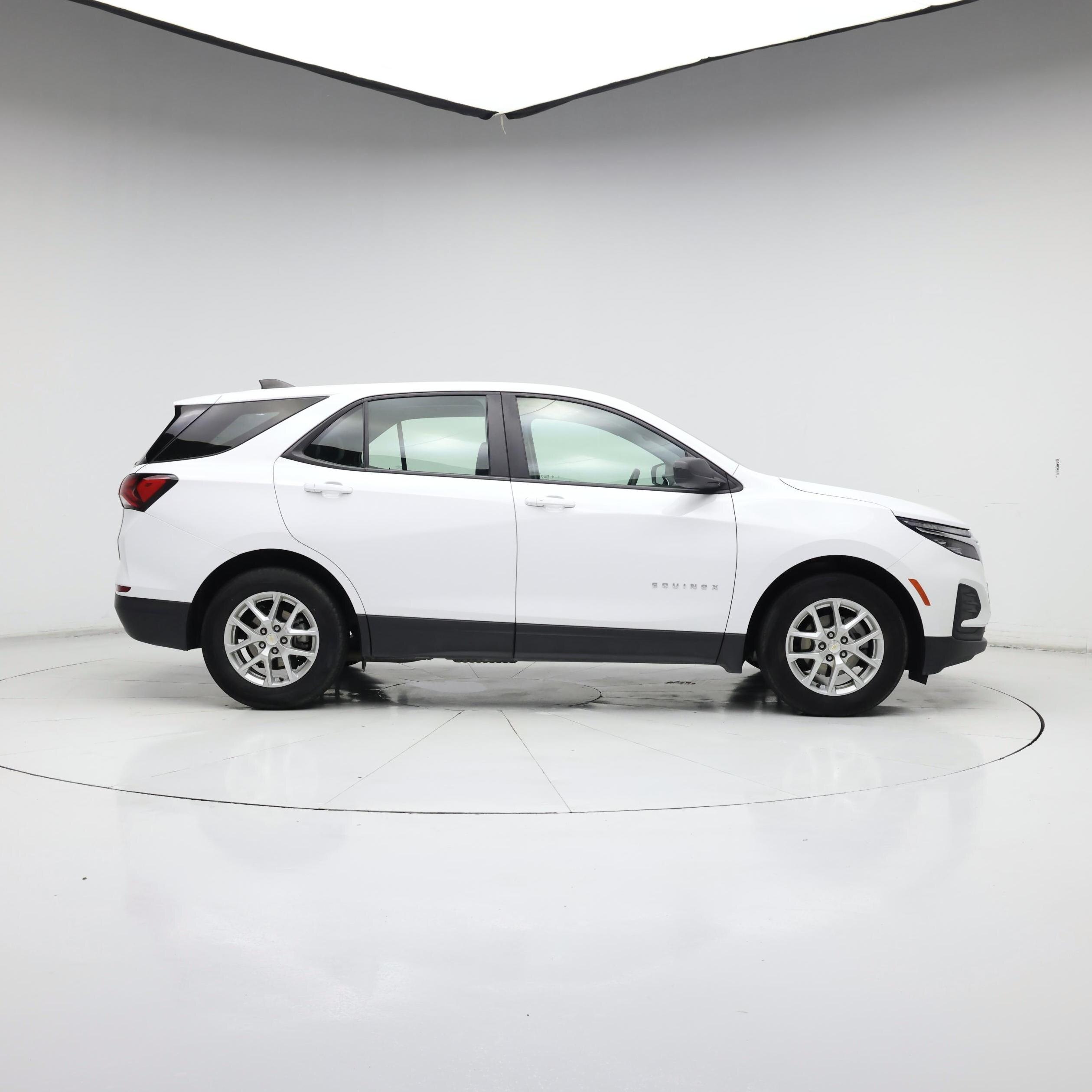 Thumbnail: 2023 Chevrolet Equinox - 7