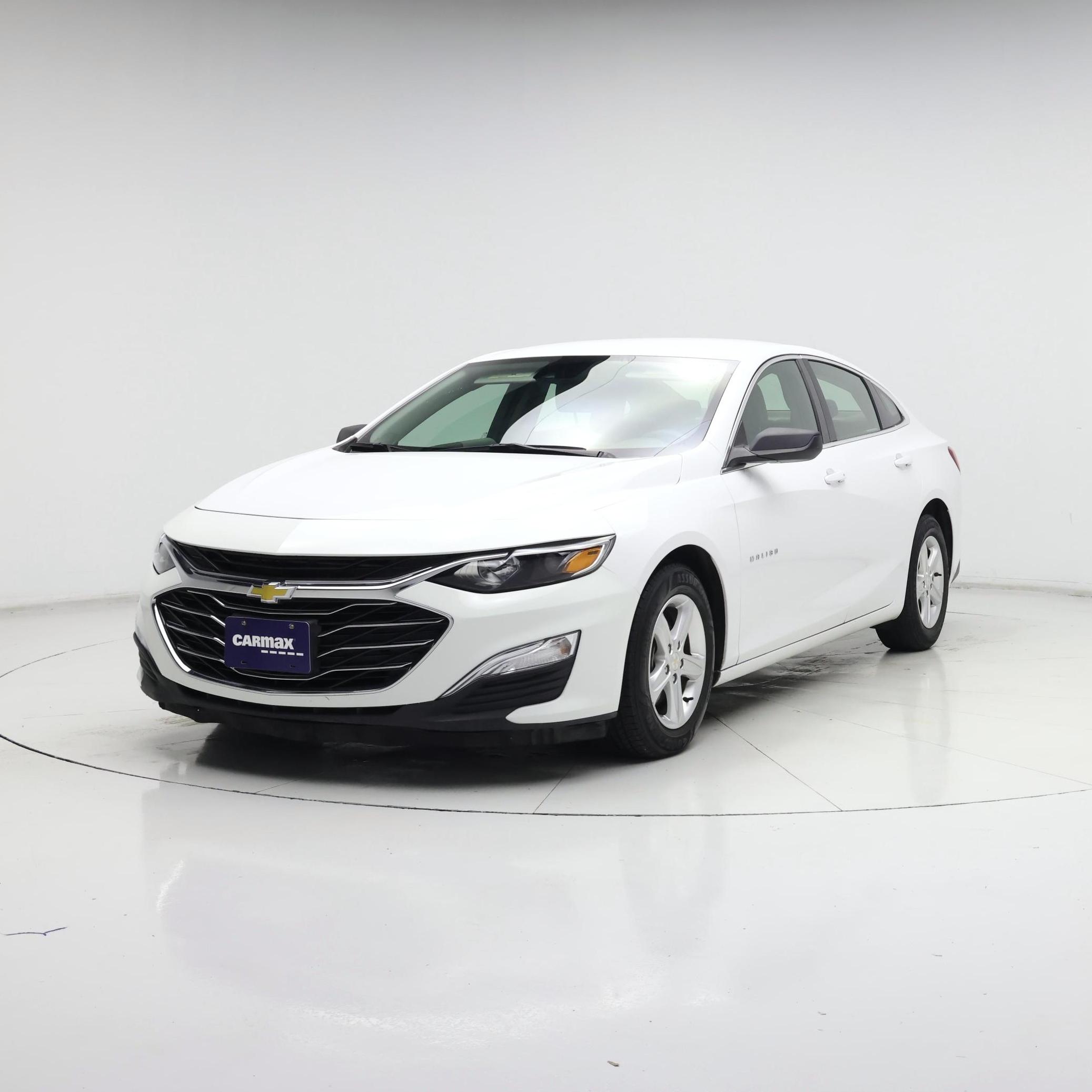 Thumbnail: 2023 Chevrolet Malibu - 4
