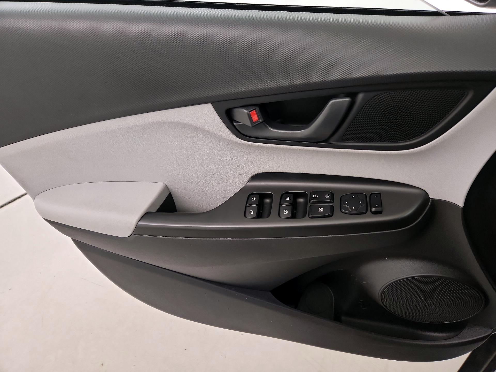 Thumbnail: 2023 Hyundai Kona - 12