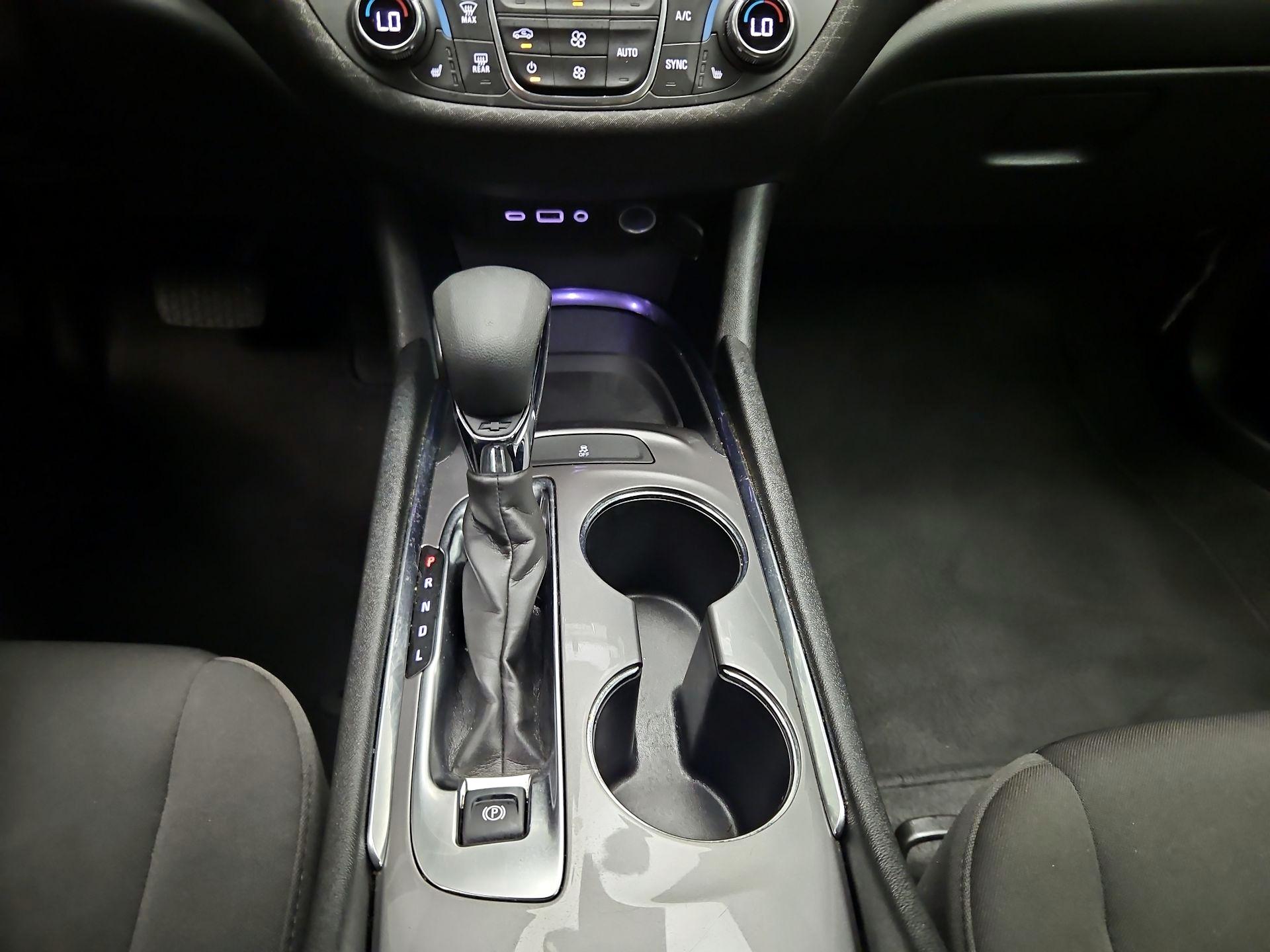 Thumbnail: 2023 Chevrolet Malibu - 16